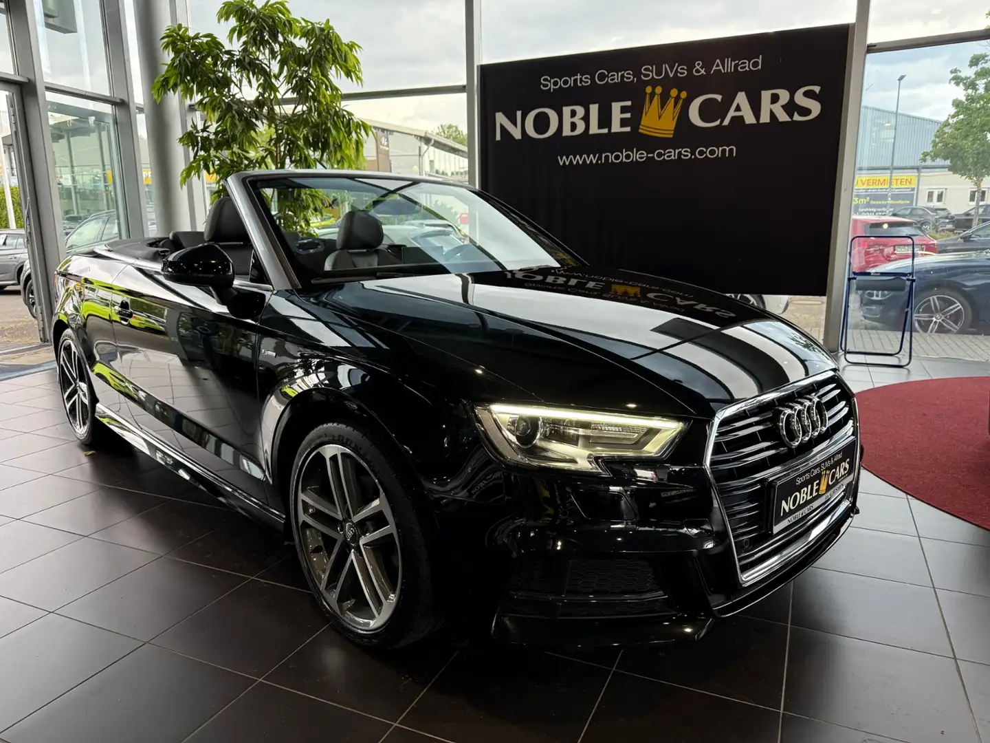 Audi A3 Cabriolet 35 TFSI S-Line Competition NAVI Schwarz - 2