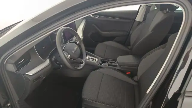 Skoda Octavia view 9