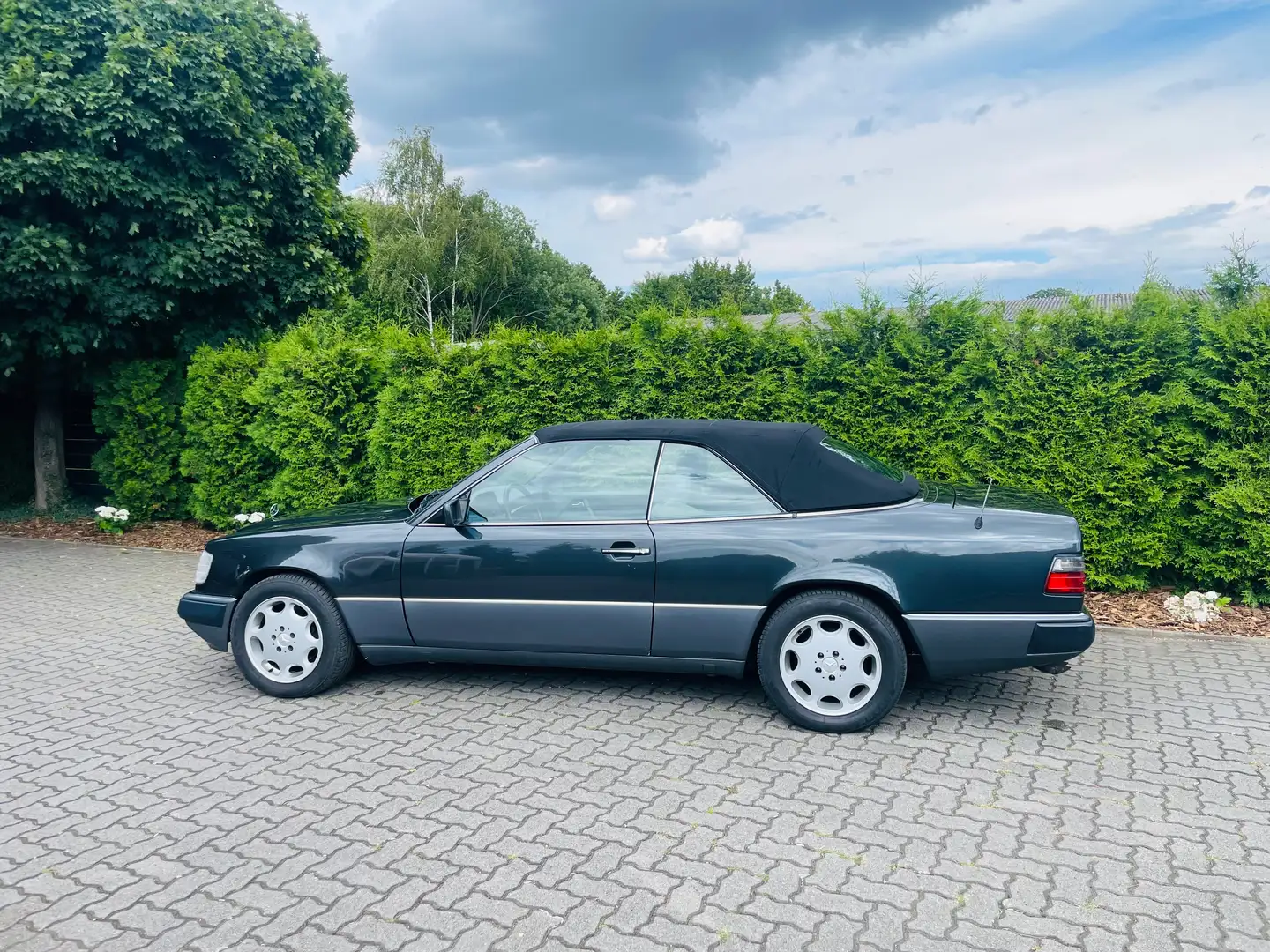 Mercedes-Benz CE 300 300CE 24V*Projekt*Oldtimer*Klima* Schwarz - 2