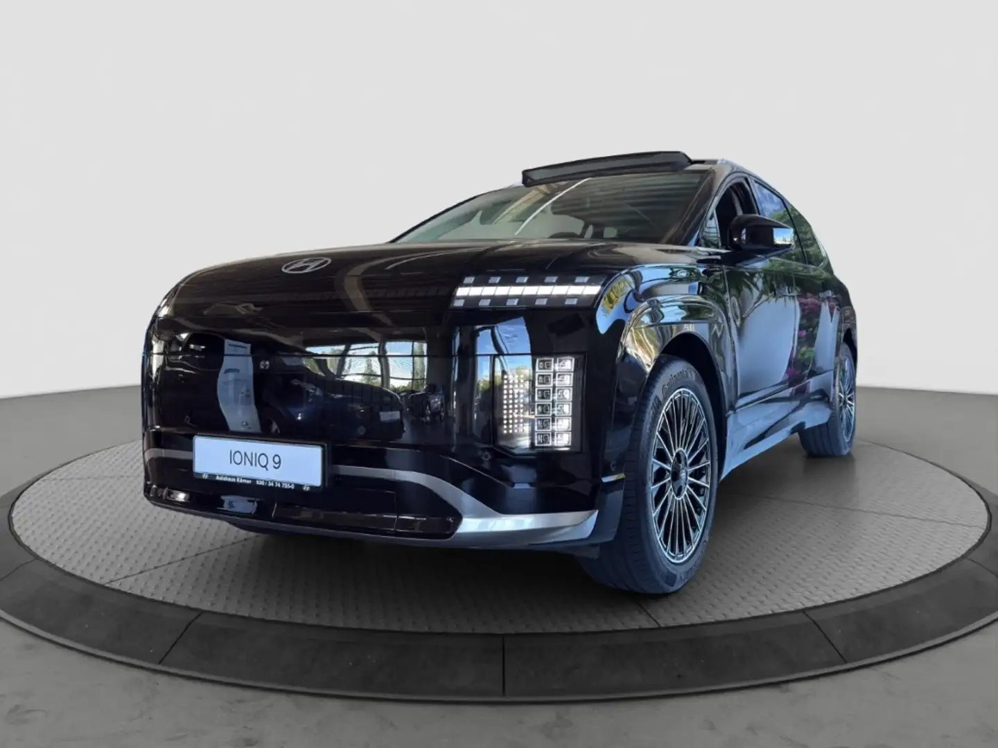 Hyundai IONIQ 9 110 KWH UNIQ SWIVEL-PAKET PANORAMADACH ALLRAD Schwarz - 1