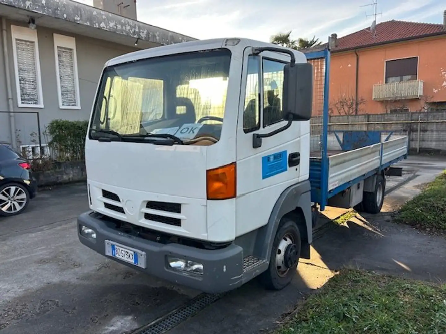 Nissan Cabstar atleon 35c15 cassone lungo Bianco - 2