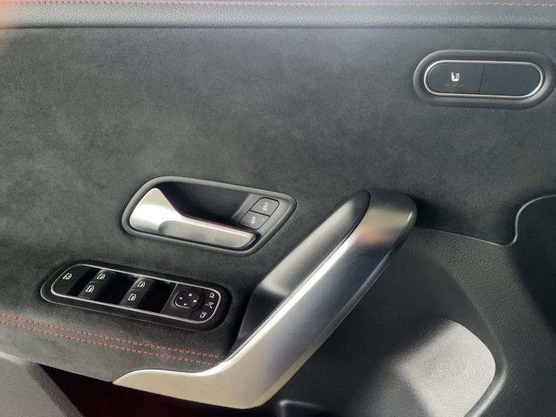 Mercedes-Benz CLA 35 AMG CLA 35 AMG SB Pano/Multibeam/RKamera/Soundsystem — photo 14