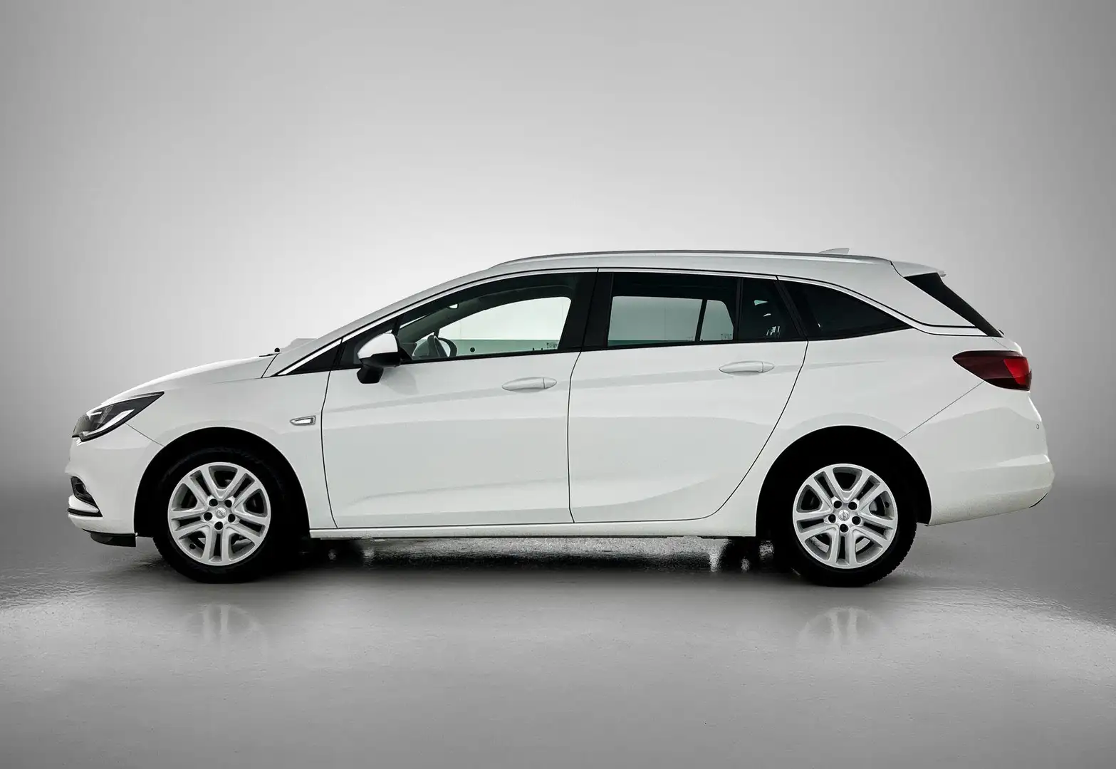 Opel Astra Sports Tourer 1.0 Online Edition | 105pk | Schuif/ Wit - 2