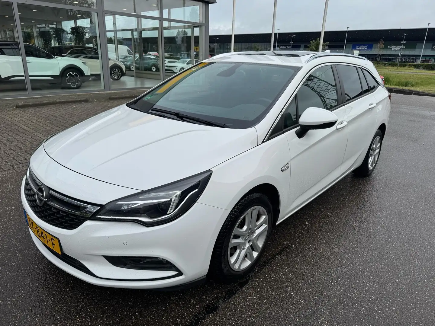 Opel Astra Sports Tourer 1.0 Online Edition | 105pk | Schuif/ Wit - 2