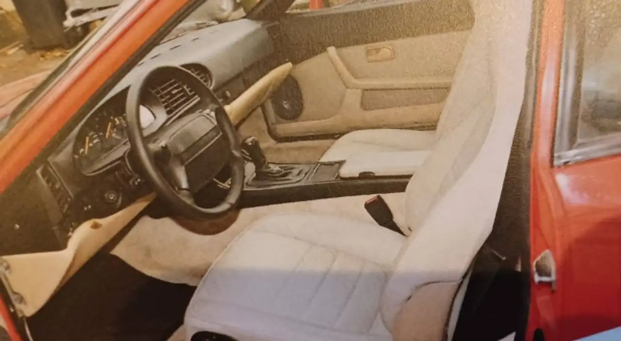 Porsche 944 Turbo, foto 8