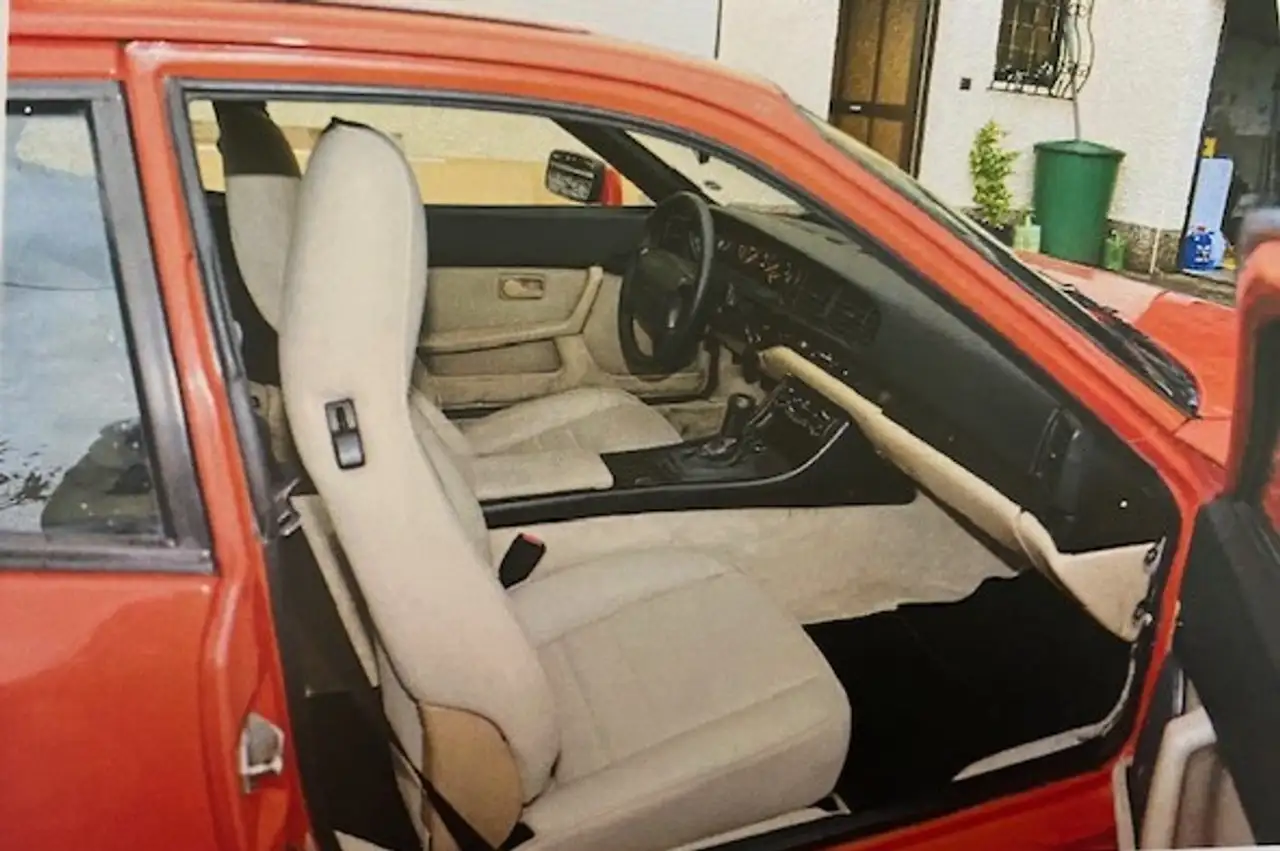 Porsche 944 Turbo, foto 11