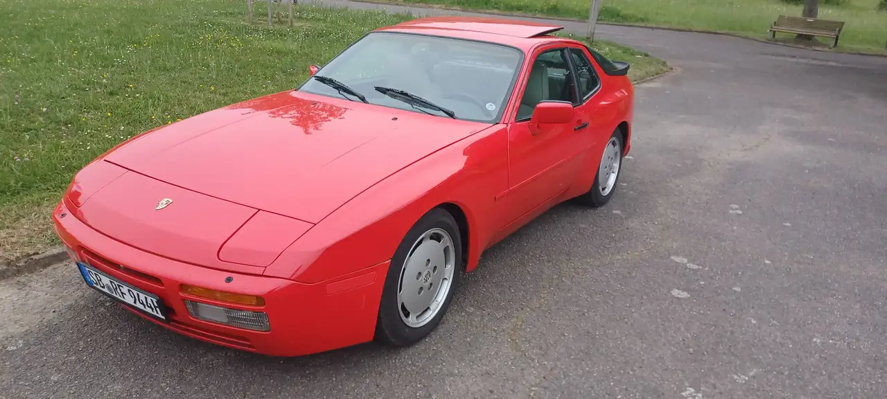 Porsche 944 Turbo, foto 3