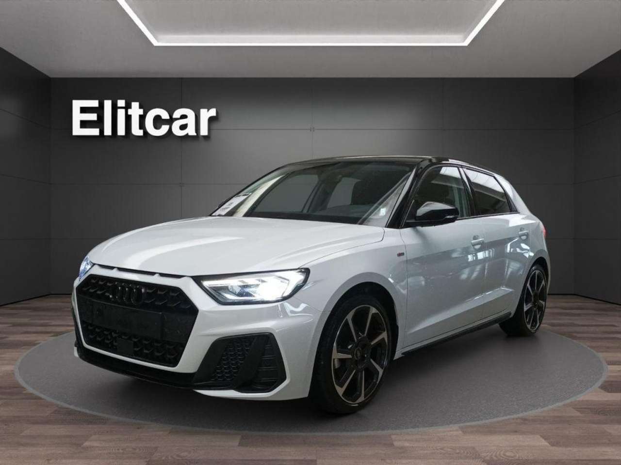 Audi A1 SPB 30 TFSI Identity Black
