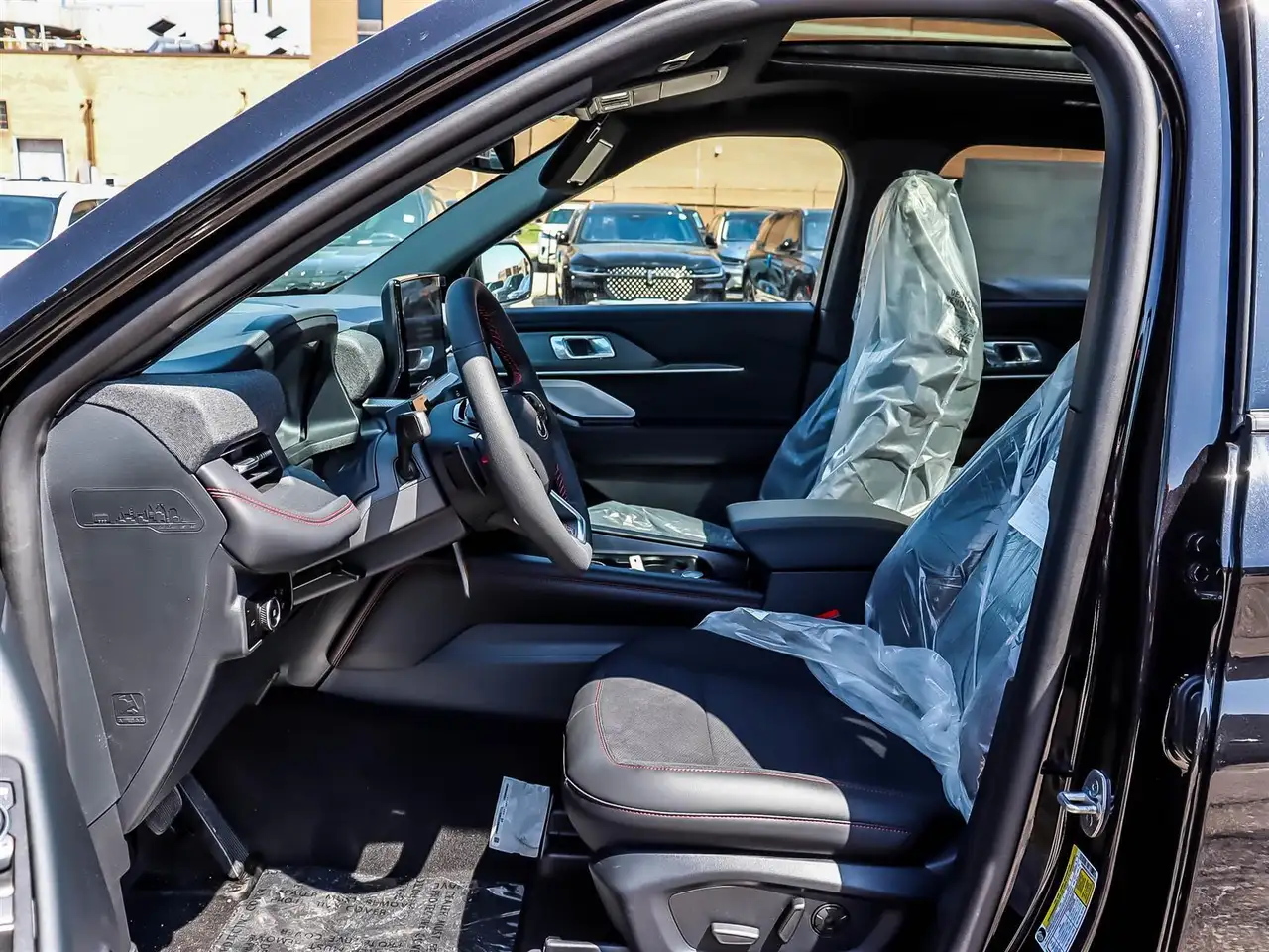 Ford Explorer photo Ford Explorer