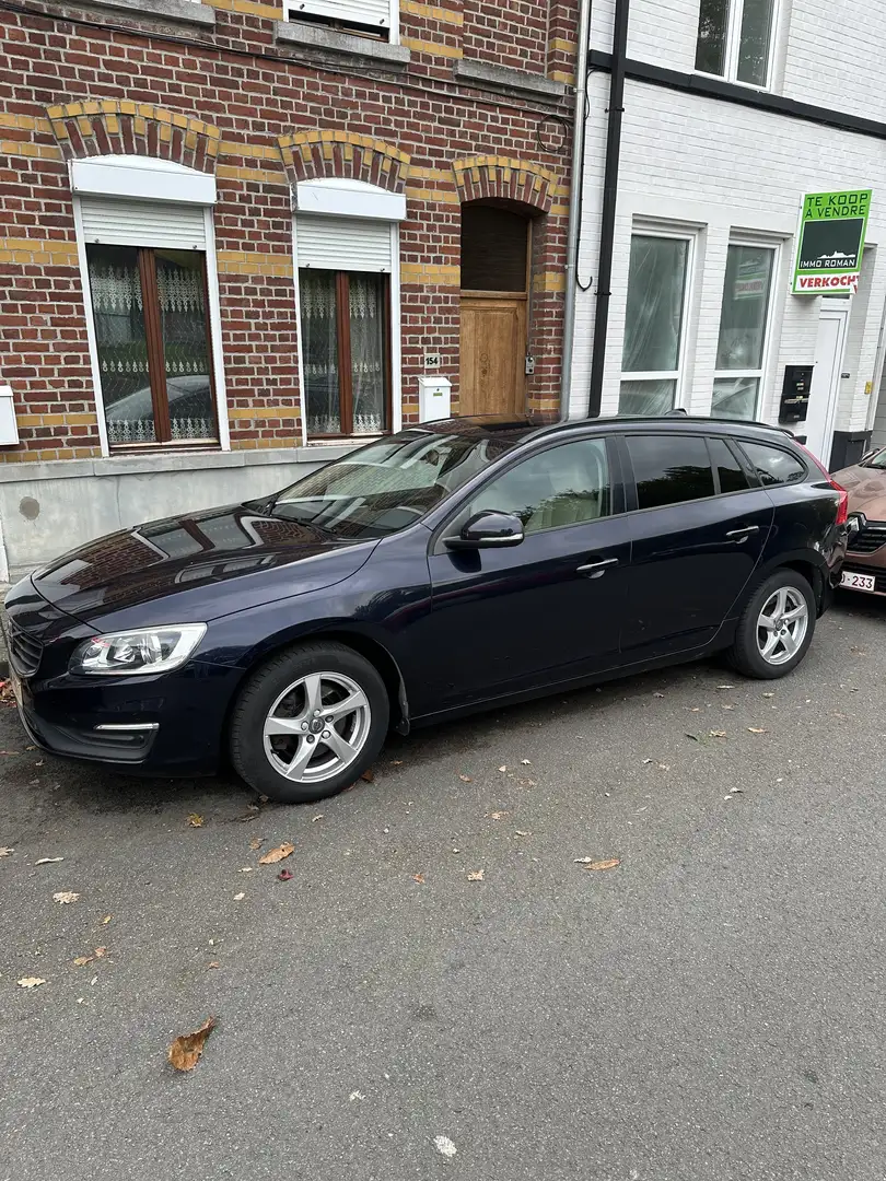 Volvo V60 D2 Summum - 2