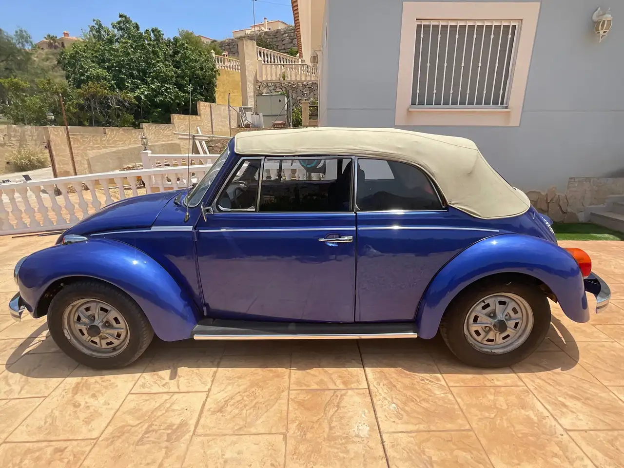 Volkswagen Escarabajo 1303 LS Cabrio historico, foto 9