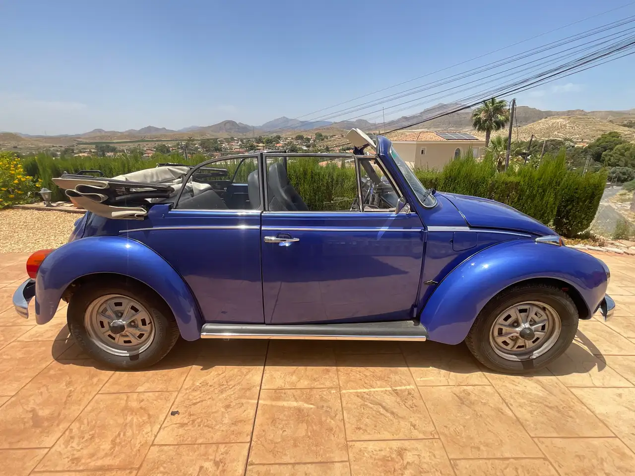 Volkswagen Escarabajo 1303 LS Cabrio historico, foto 1