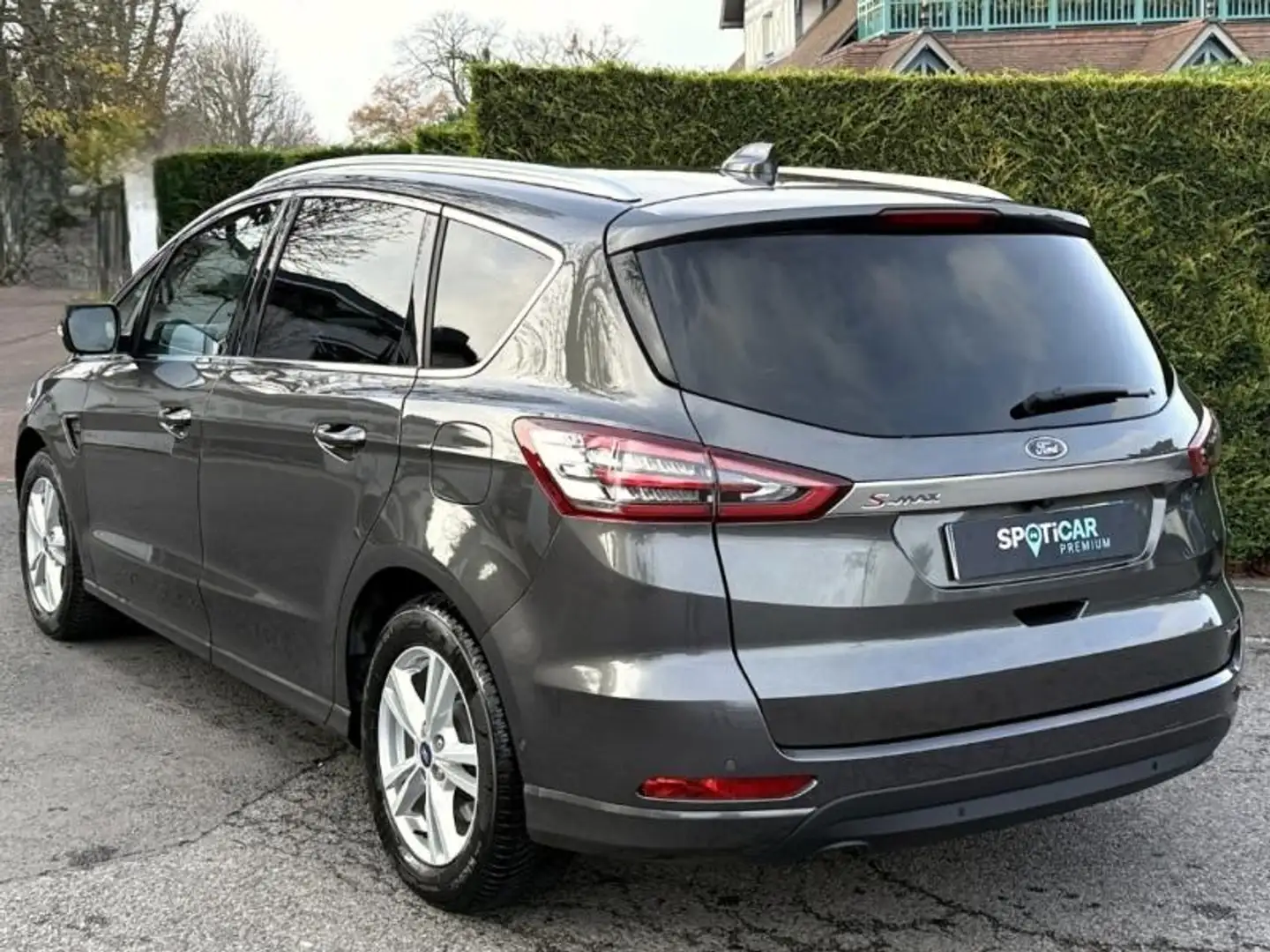 Ford S-Max 2.5 Duratec 190ch Hybrid Titanium Business eCVT Gris - 2