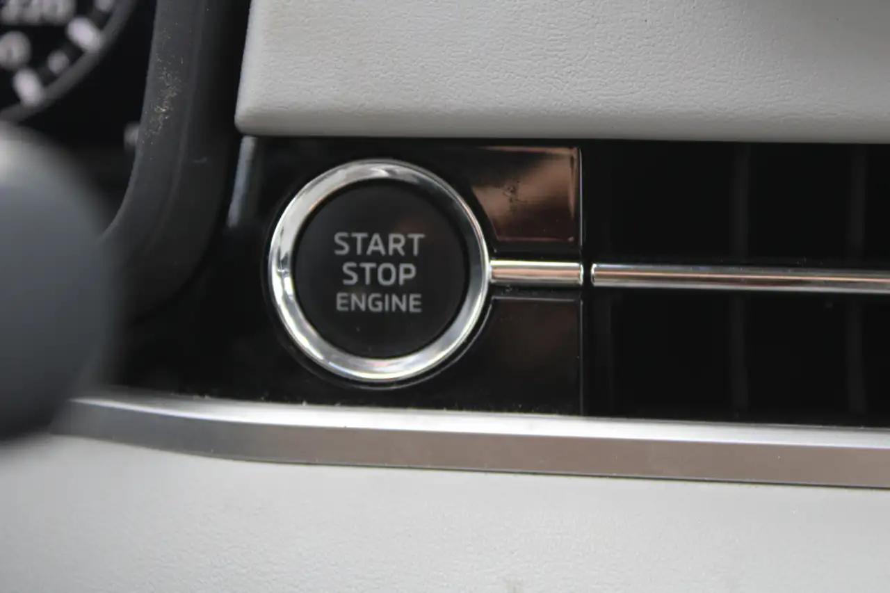Mitsubishi Outlander снимка Mitsubishi Outlander