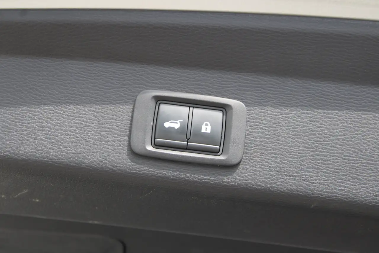 Mitsubishi Outlander снимка Mitsubishi Outlander