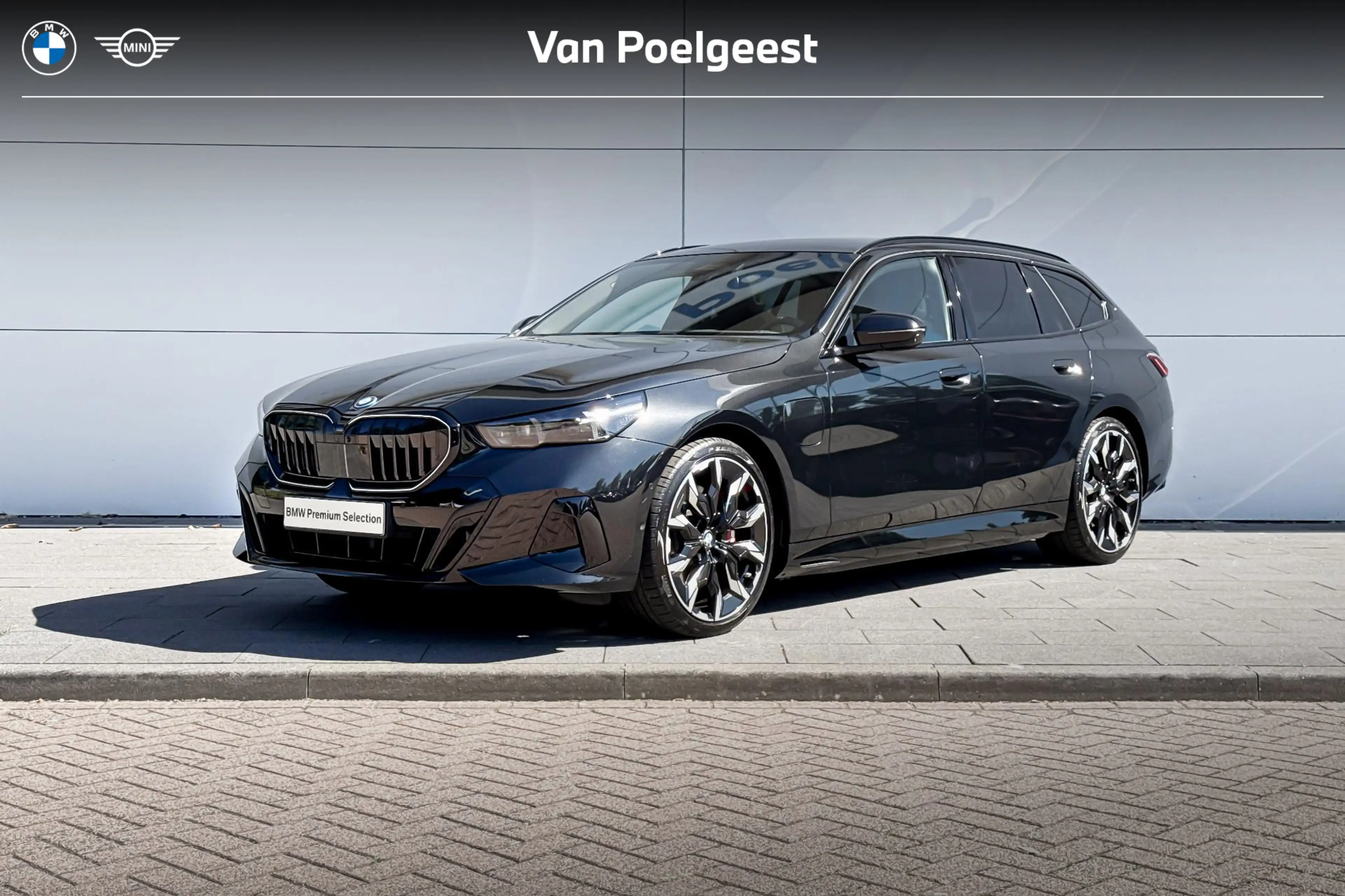 BMW 550 5 Serie Touring 550e xDrive M-Sport Pro | Bowers &