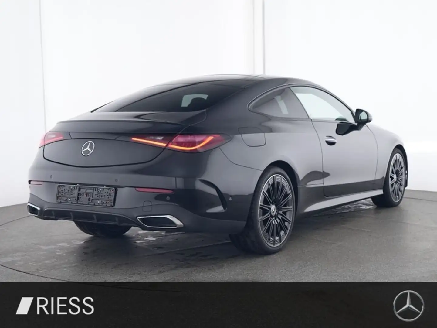 Mercedes-Benz CLE 300 4MATIC Coupé AMG Sport Night Distr Pano Standh W-P Negru - 2