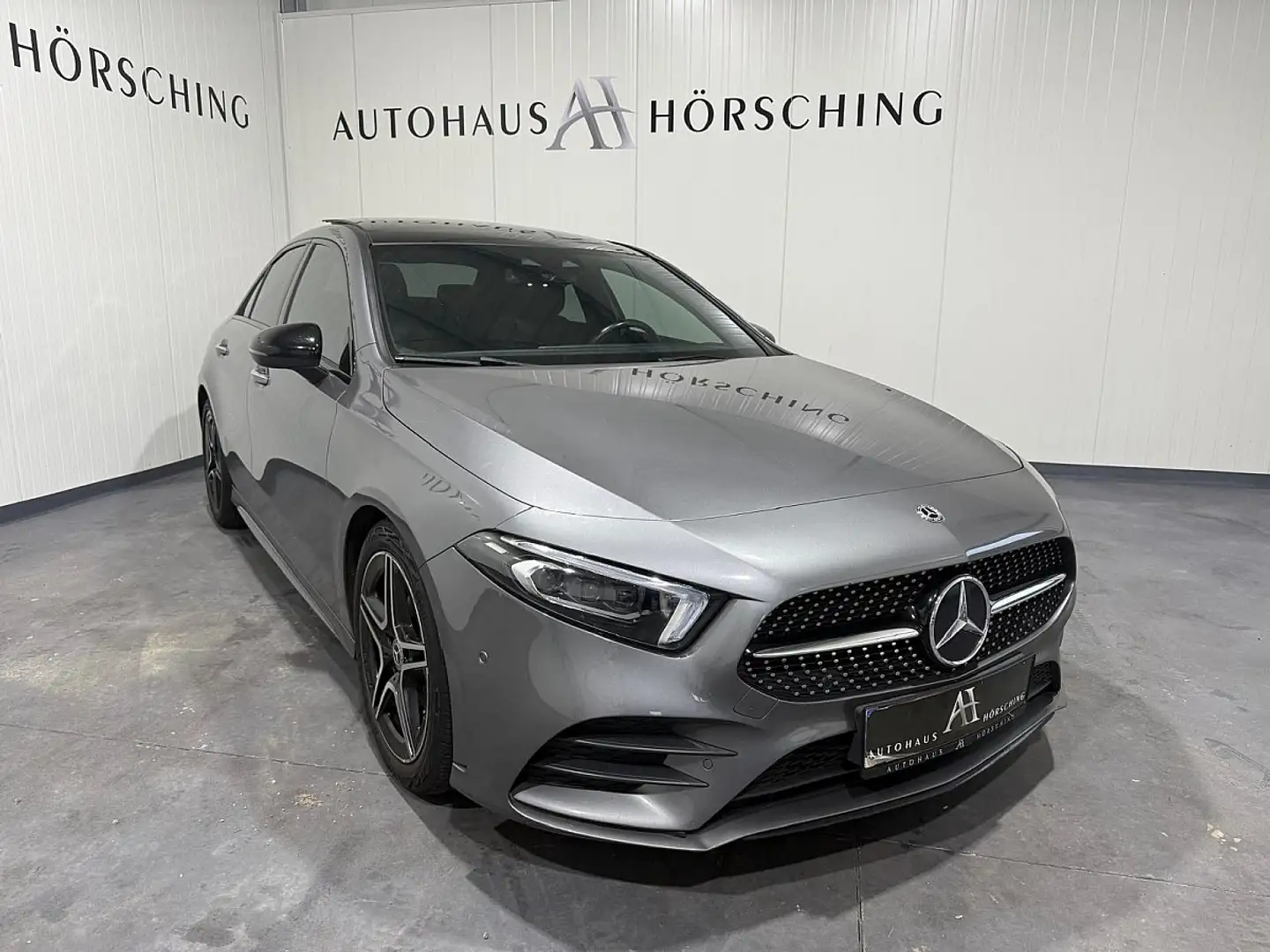 Mercedes-Benz A 180 d Limousine Aut. Grau - 1