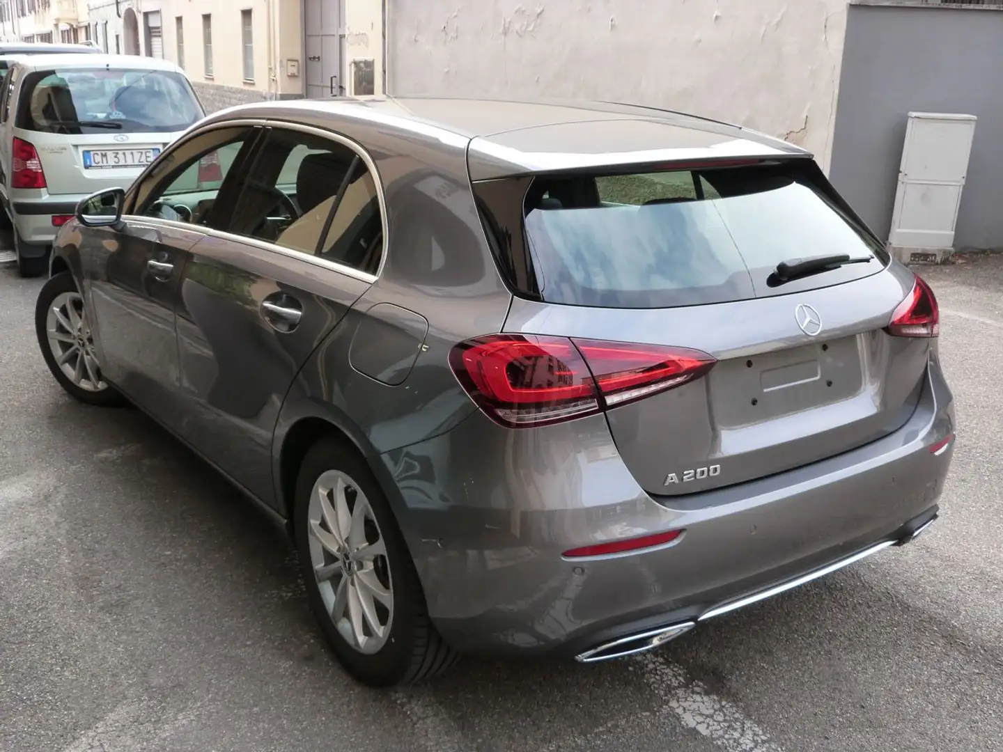 Mercedes-Benz A 200 d Sport Auto Navi/Mbux solo km 62.540 Apple Car Gris - 2