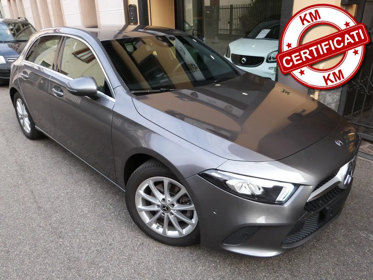 Mercedes-Benz A 200 d Sport Auto Navi/Mbux solo km 62.540 Apple Car Gris - 1