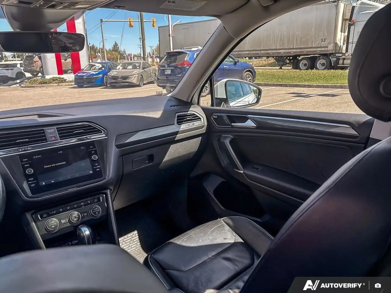 Volkswagen Tiguan снимка Volkswagen Tiguan