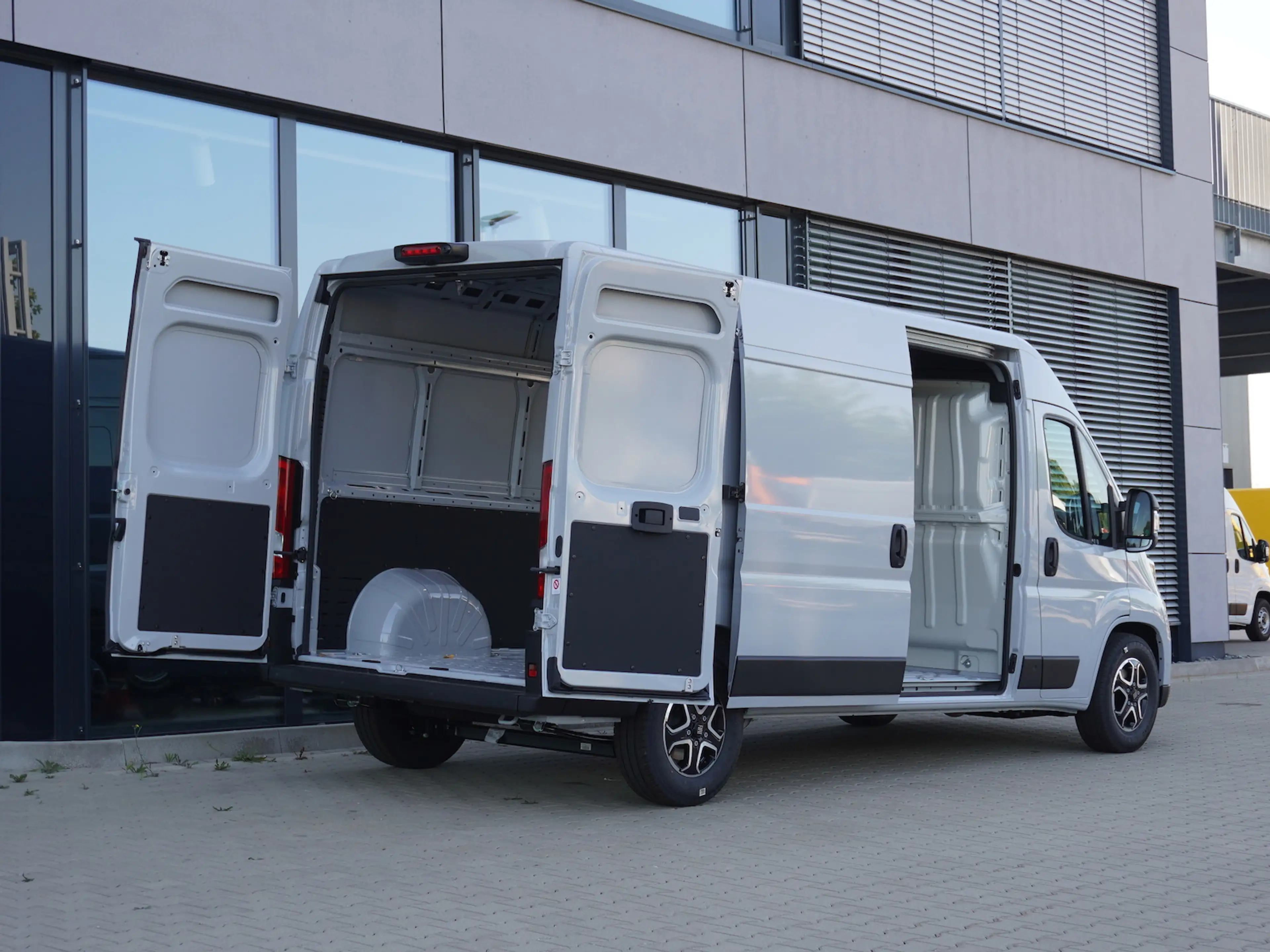 Fiat Ducato 35 L3H2 180 AT / Einzelsitz+Standheizung — photo 4