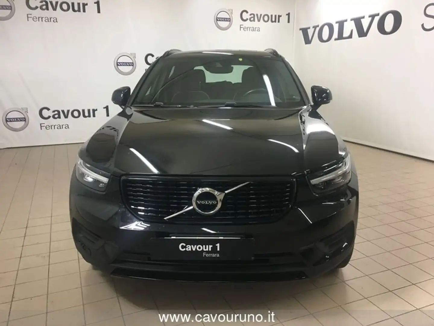 Volvo XC40 T5 AWD Geartronic R-design Fekete - 2