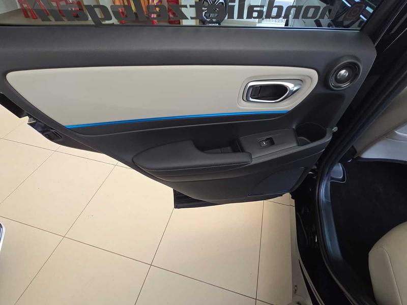 Honda HR-V Hybrid e:HEV 1.5 i-MMD Advance Style — photo 14