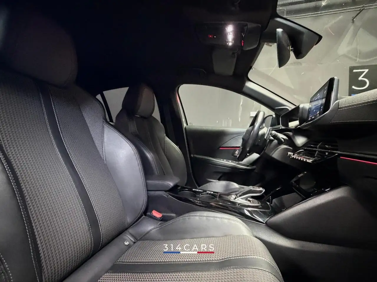 Peugeot 208 208 — photo 10