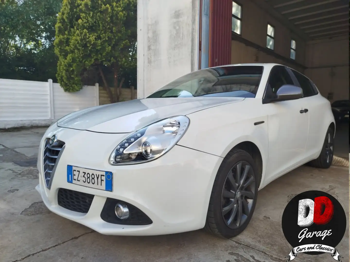 Alfa Romeo Giulietta Giulietta 1.6 jtdm Distinctive E5+ Blanc - 1