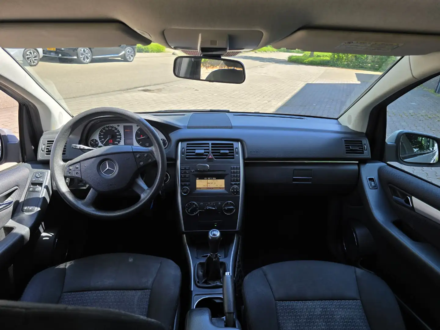 Mercedes-Benz B 160 BLU EFFICIENCY BUSINESS Szürke - 2