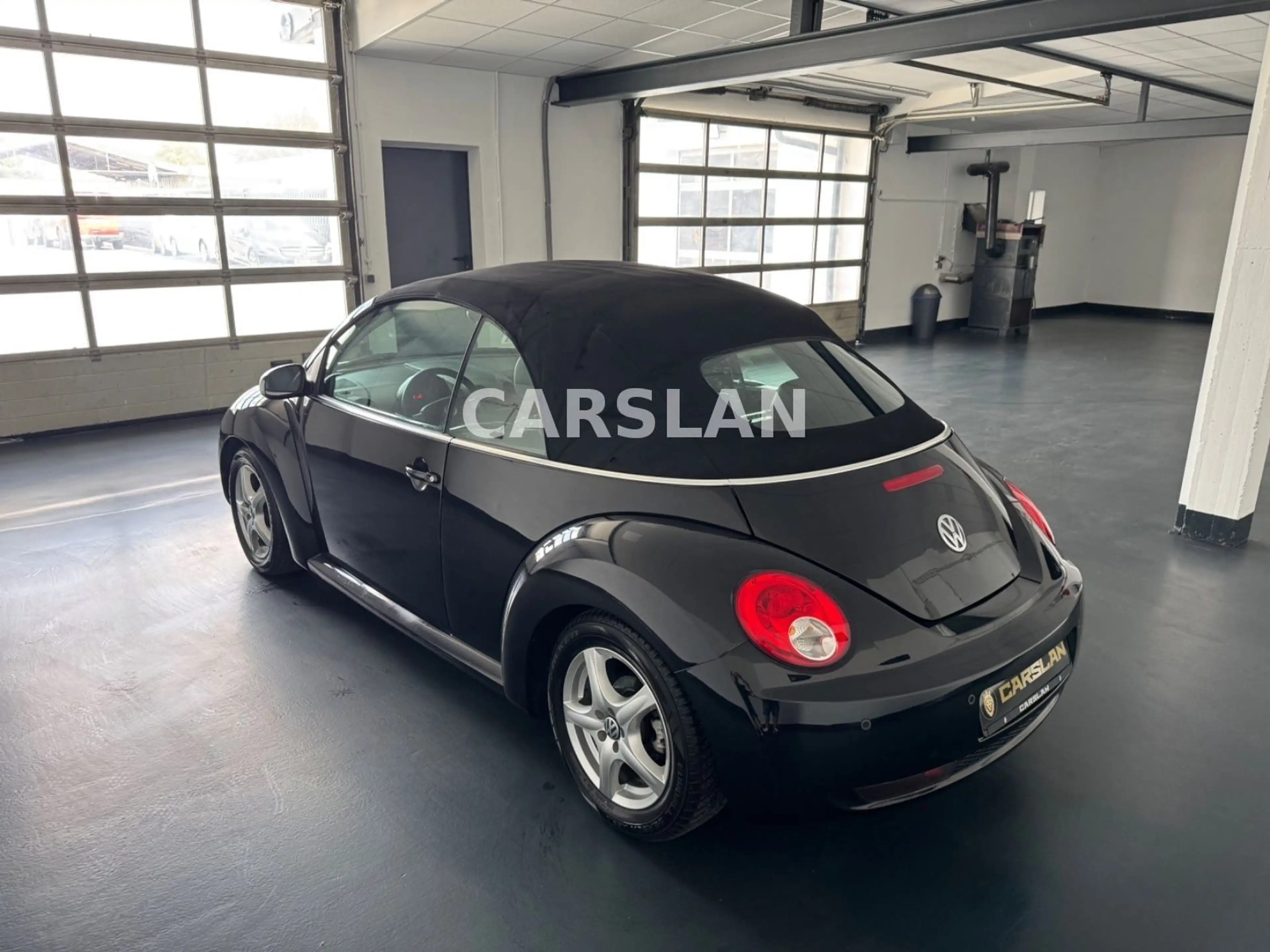 Volkswagen Beetle Cabriolet 1.9 TDI "LEDER+SHZ+KLIMA+PDC" — photo 10
