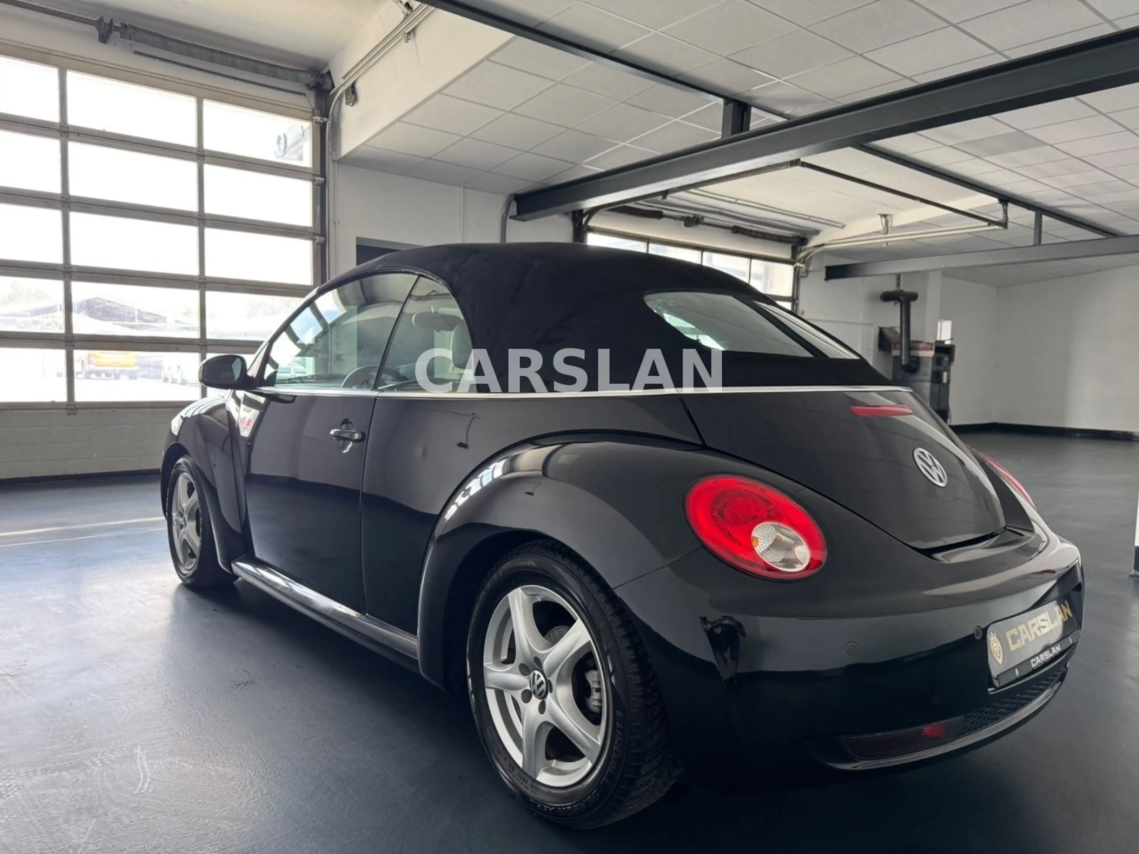Volkswagen Beetle Cabriolet 1.9 TDI "LEDER+SHZ+KLIMA+PDC" — photo 13
