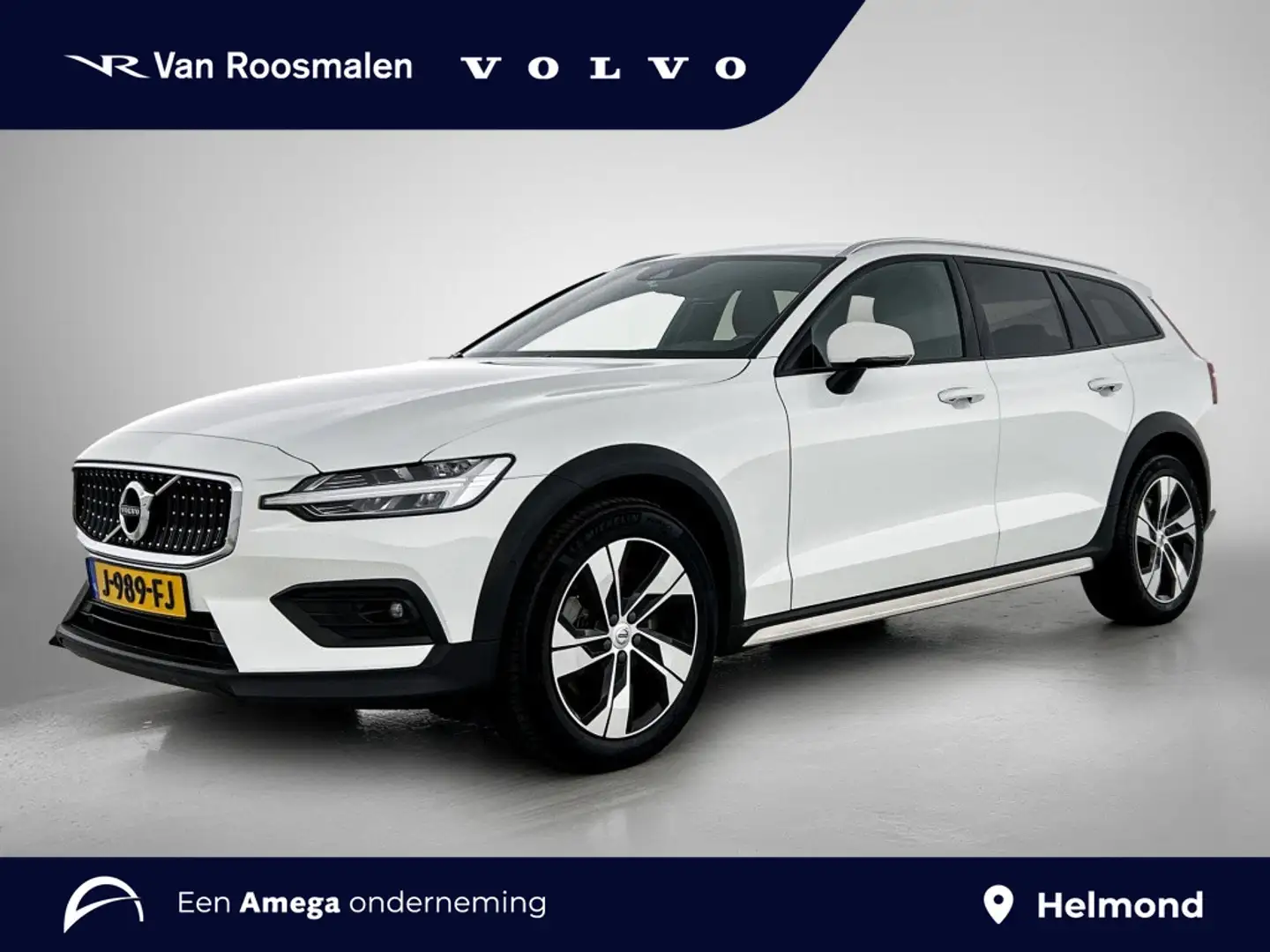 Volvo V60 Cross Country B5 AWD Pro | Stoelverkoeling | Camera | BLIS | Pil Bianco - 1