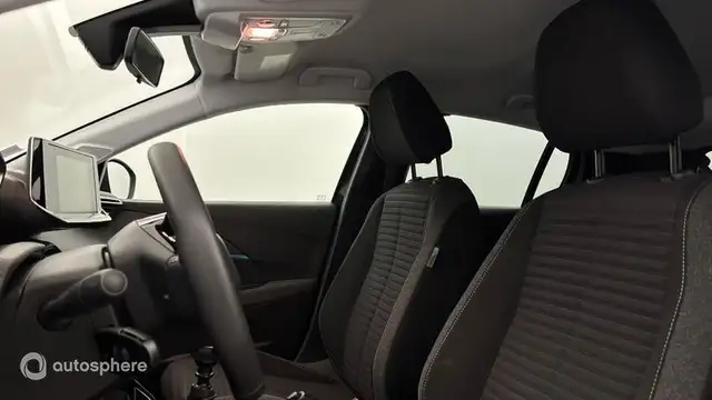 Peugeot 208 view 12