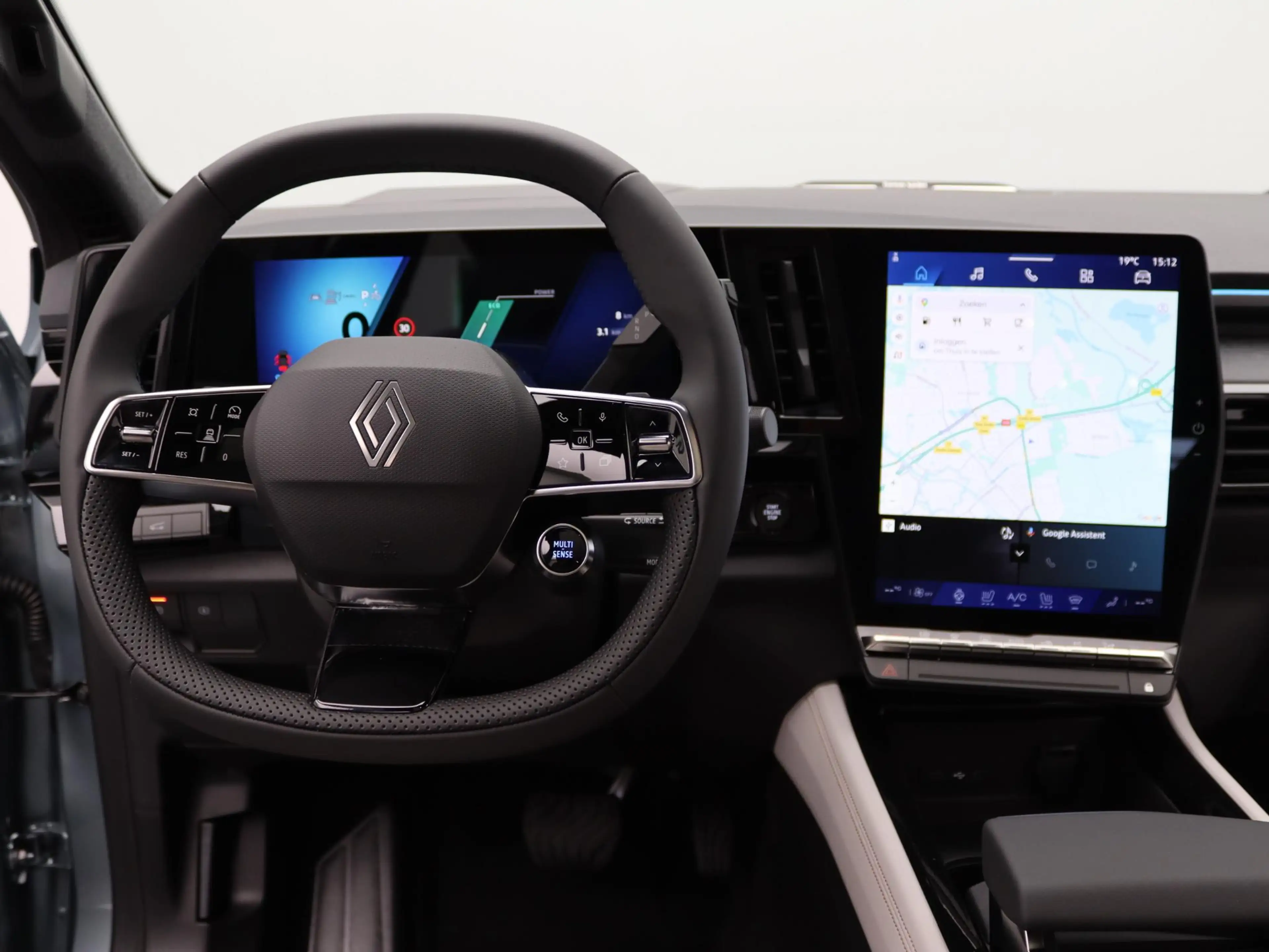 Renault Espace iconic full hybrid E-Tech 200 - 7 zitplaatsen | pa — photo 8