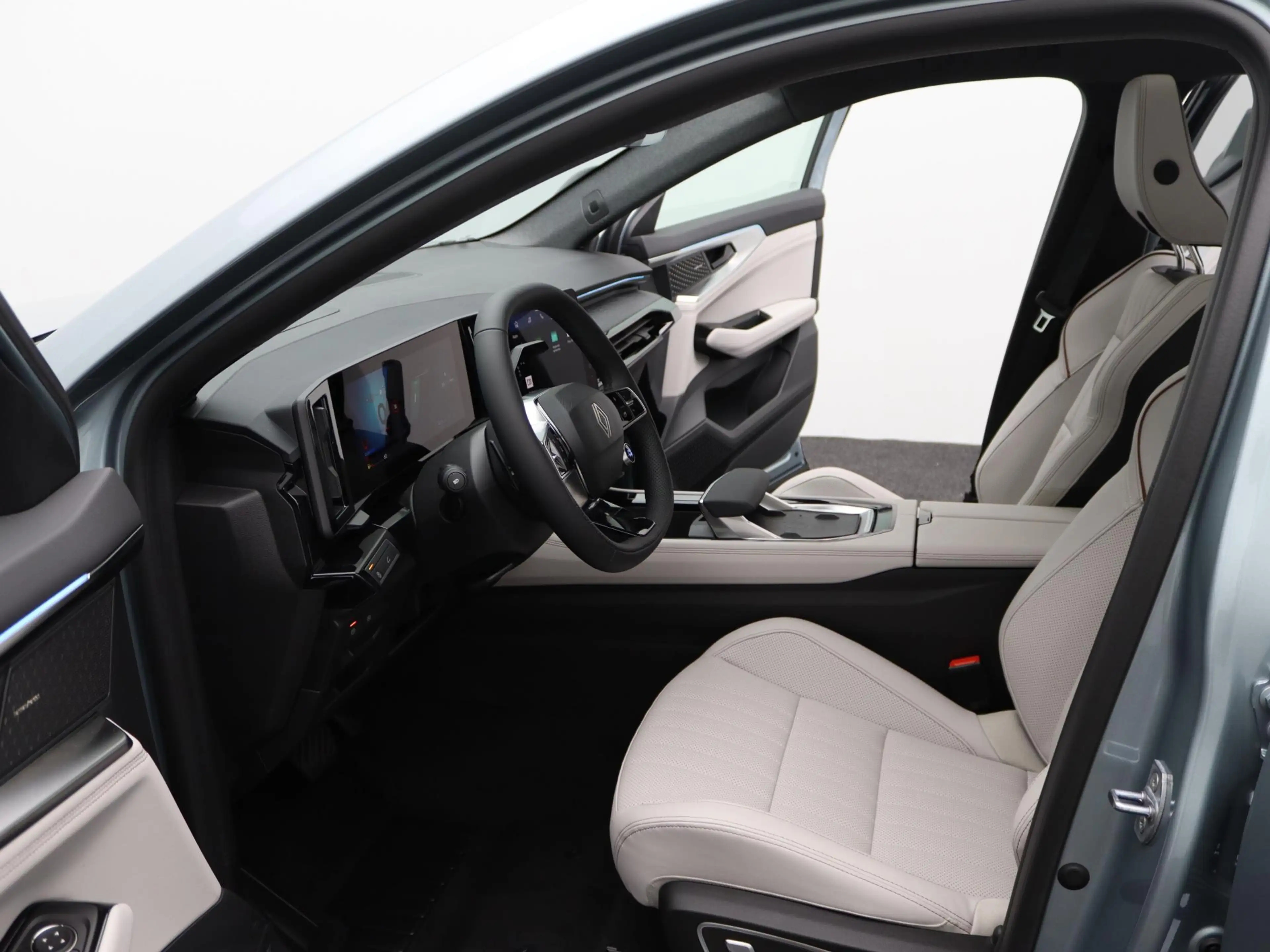 Renault Espace iconic full hybrid E-Tech 200 - 7 zitplaatsen | pa — photo 12