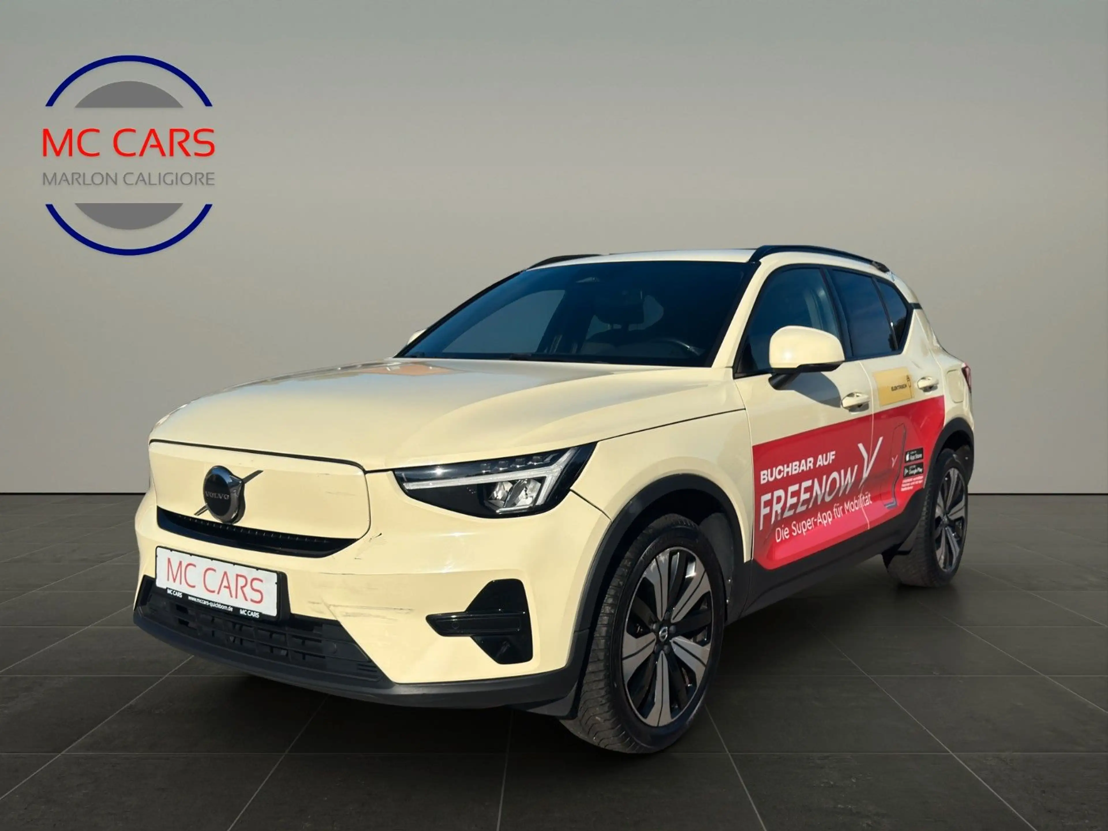 Volvo XC40 Plus Recharge Pure Electric 2WD TAXI — photo 5