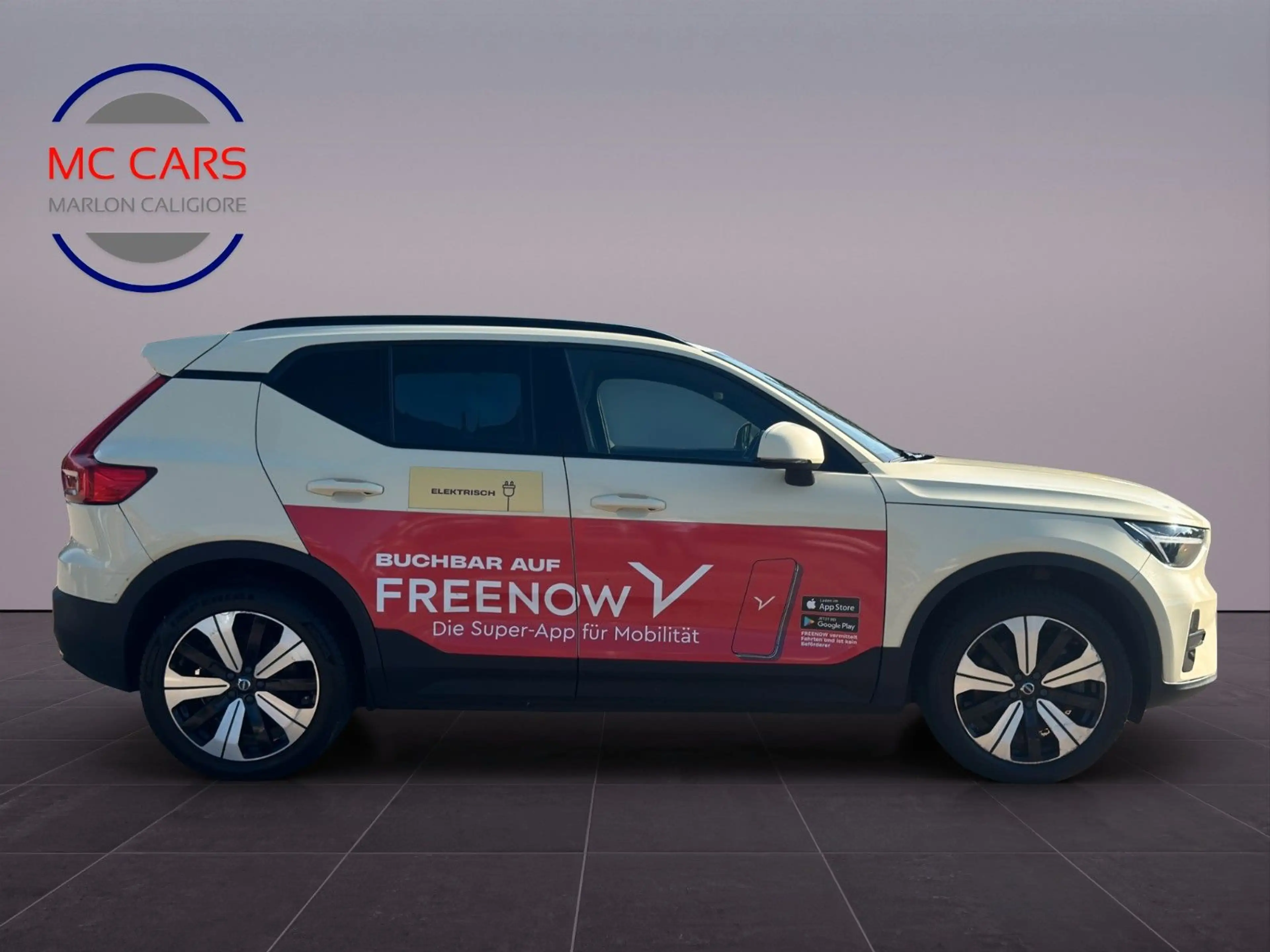 Volvo XC40 Plus Recharge Pure Electric 2WD TAXI — photo 8