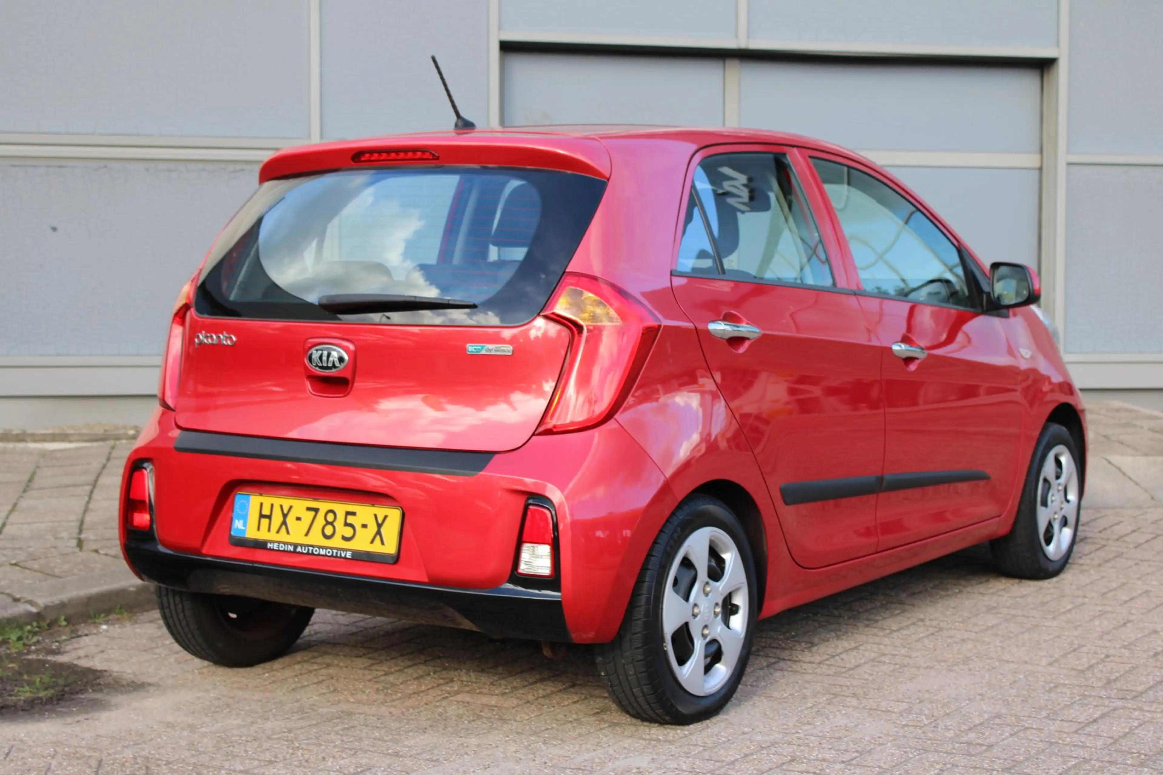 Kia Picanto 1.0 CVVT DynamicLine | Cruise Control | Climate Co — photo 2