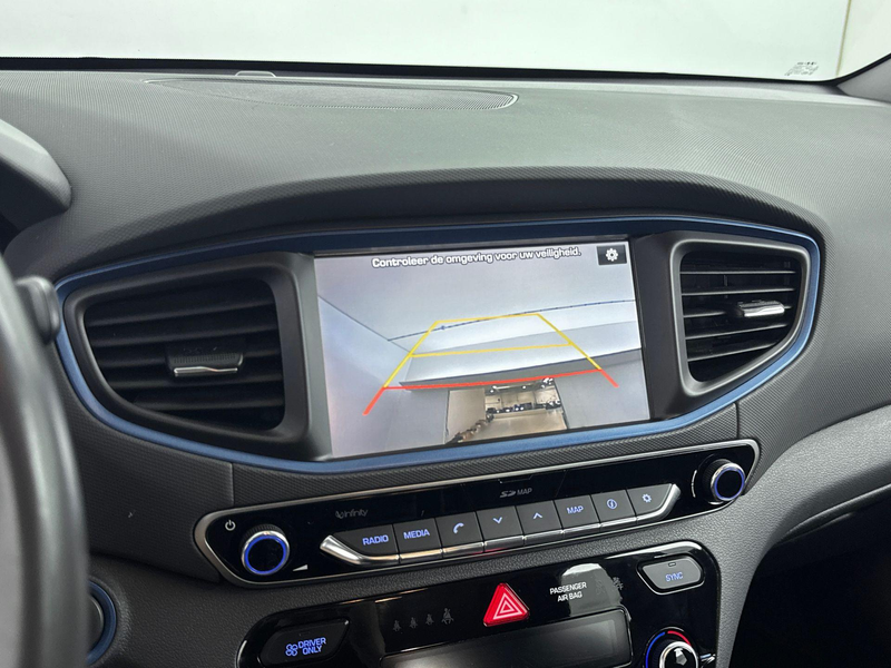 Hyundai IONIQ 1.6 GDi Comfort | Navigatie | Camera | Adaptive cr — photo 11