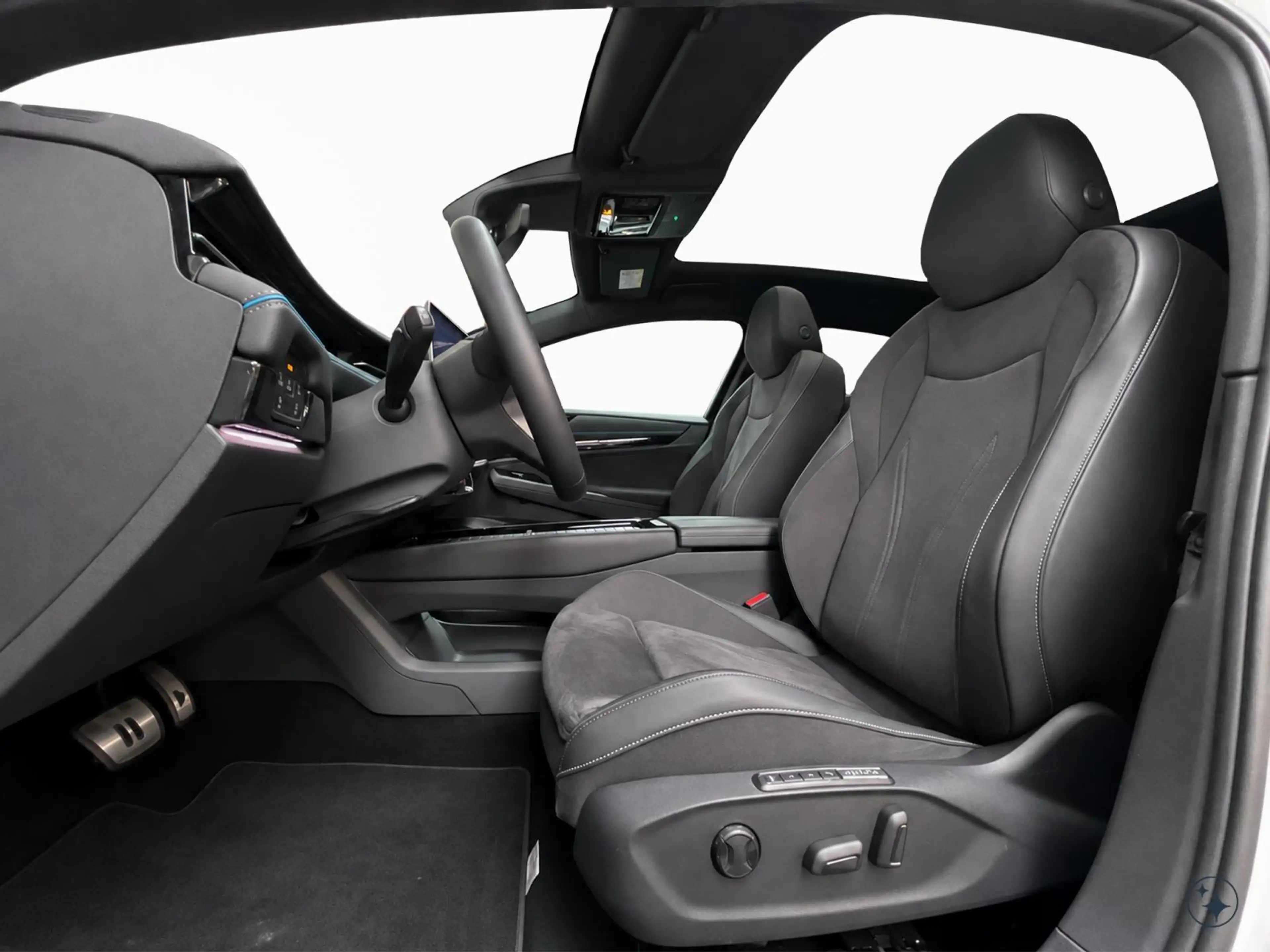 Volkswagen ID.7 77kWh+Pro+Pano+AHK+Wärme-P. — photo 11
