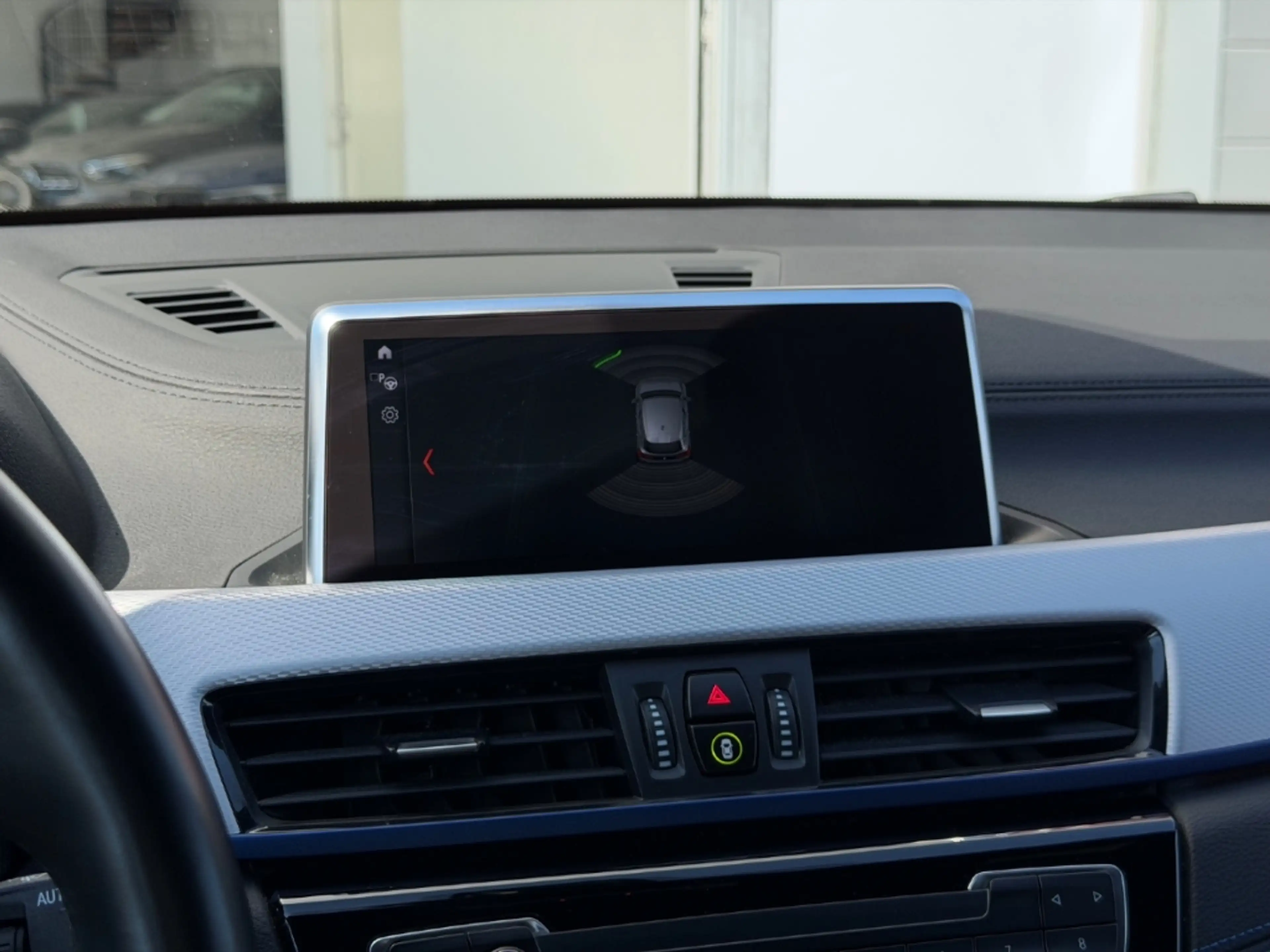 BMW X2 sDRIVE 18i M-SPORT NAVI PDC SHZ SHADOW LINE — photo 8