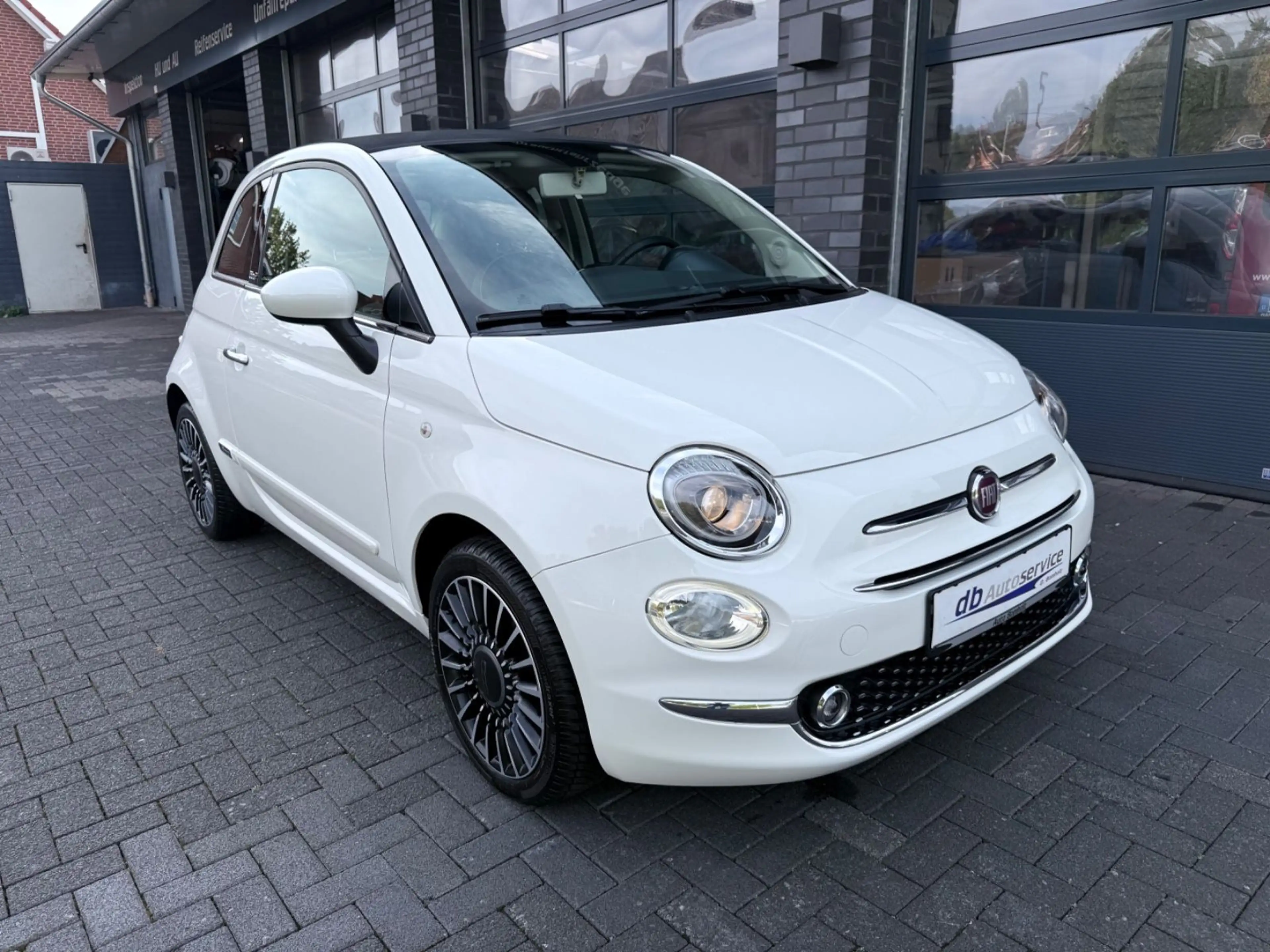 Fiat 500C Lounge — photo 3