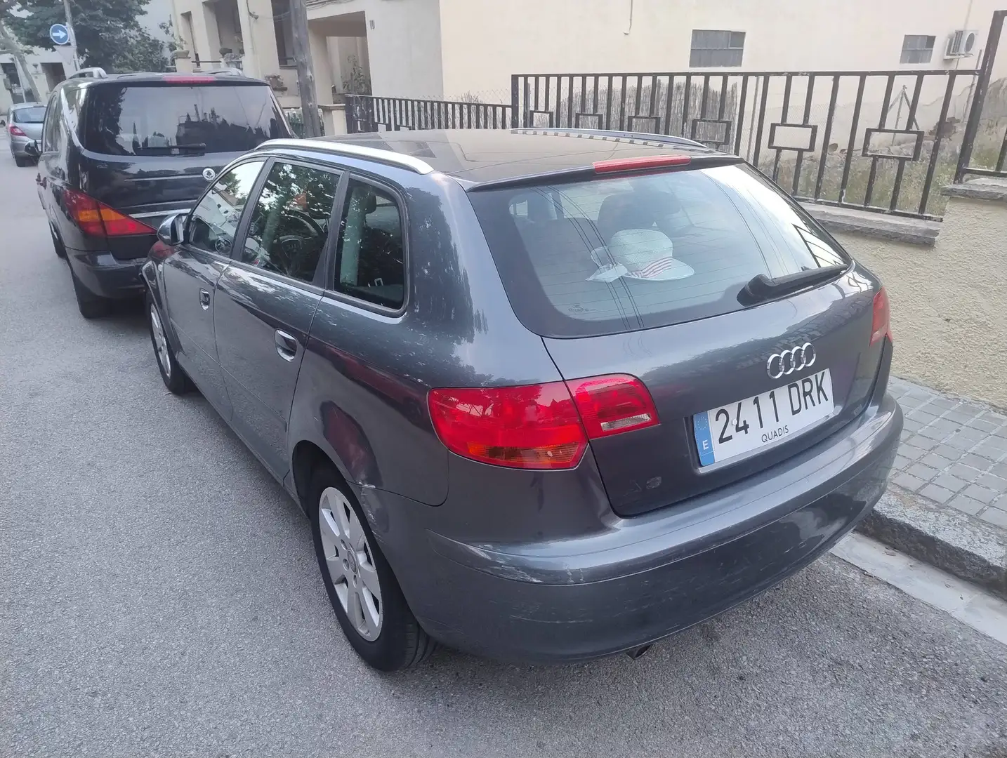 Audi A3 A3 Sportback 1.6 FSI Ambition Ambition Gris - 2