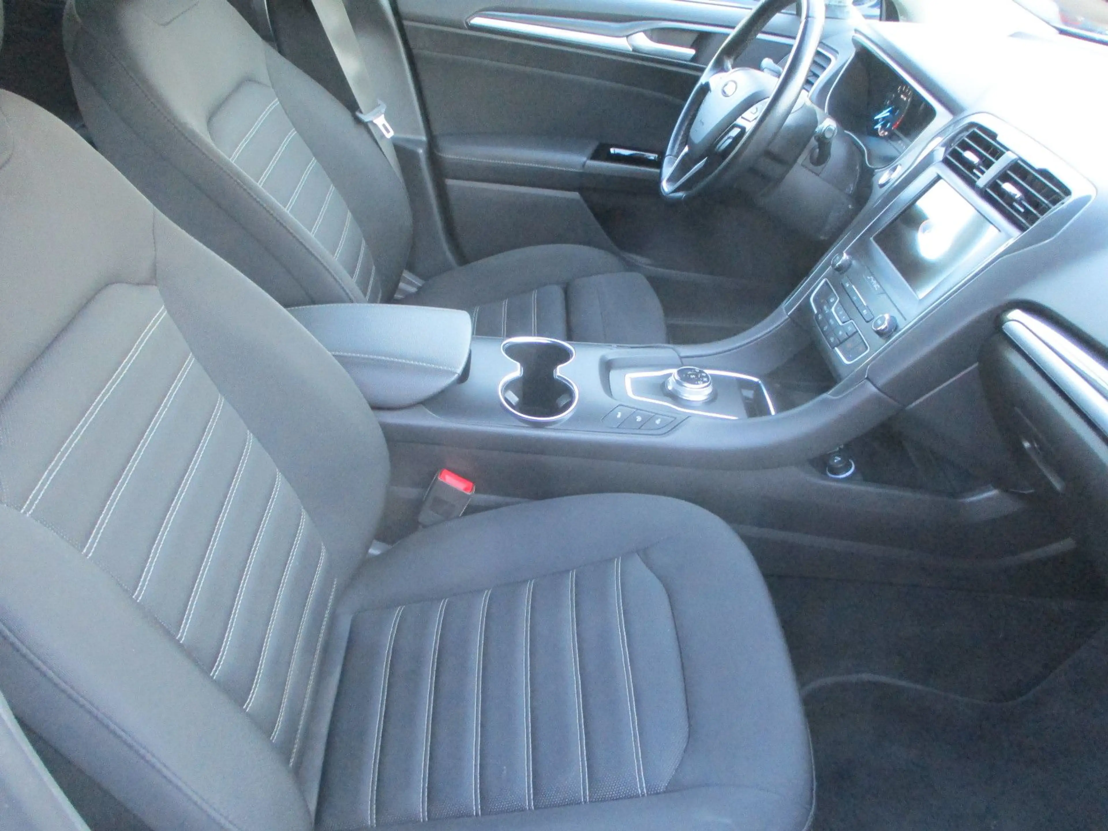 Ford Mondeo 2,0 NAVI KAMERA SPURH PDC LED SITZH TEMPO — photo 12