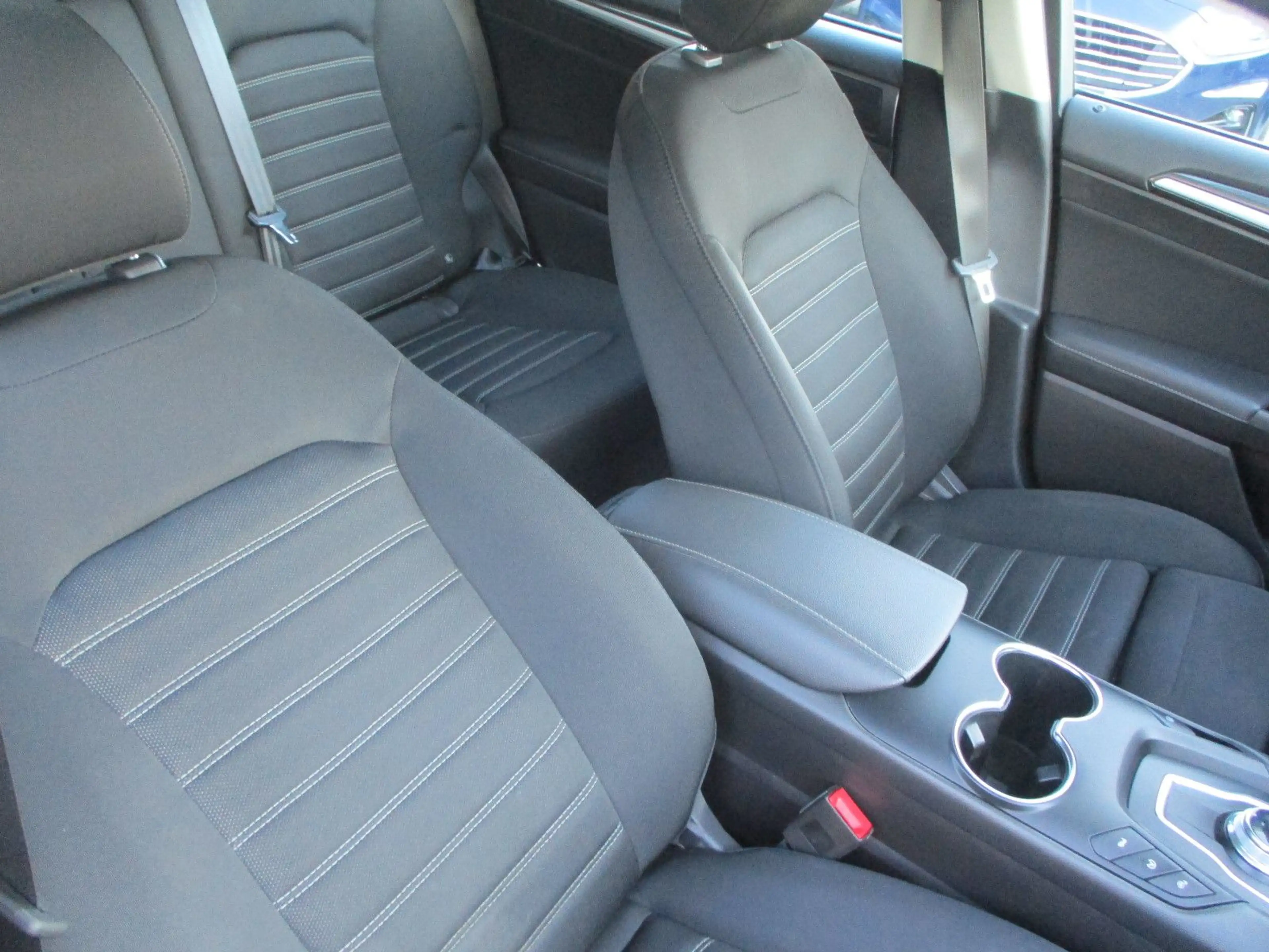 Ford Mondeo 2,0 NAVI KAMERA SPURH PDC LED SITZH TEMPO — photo 11