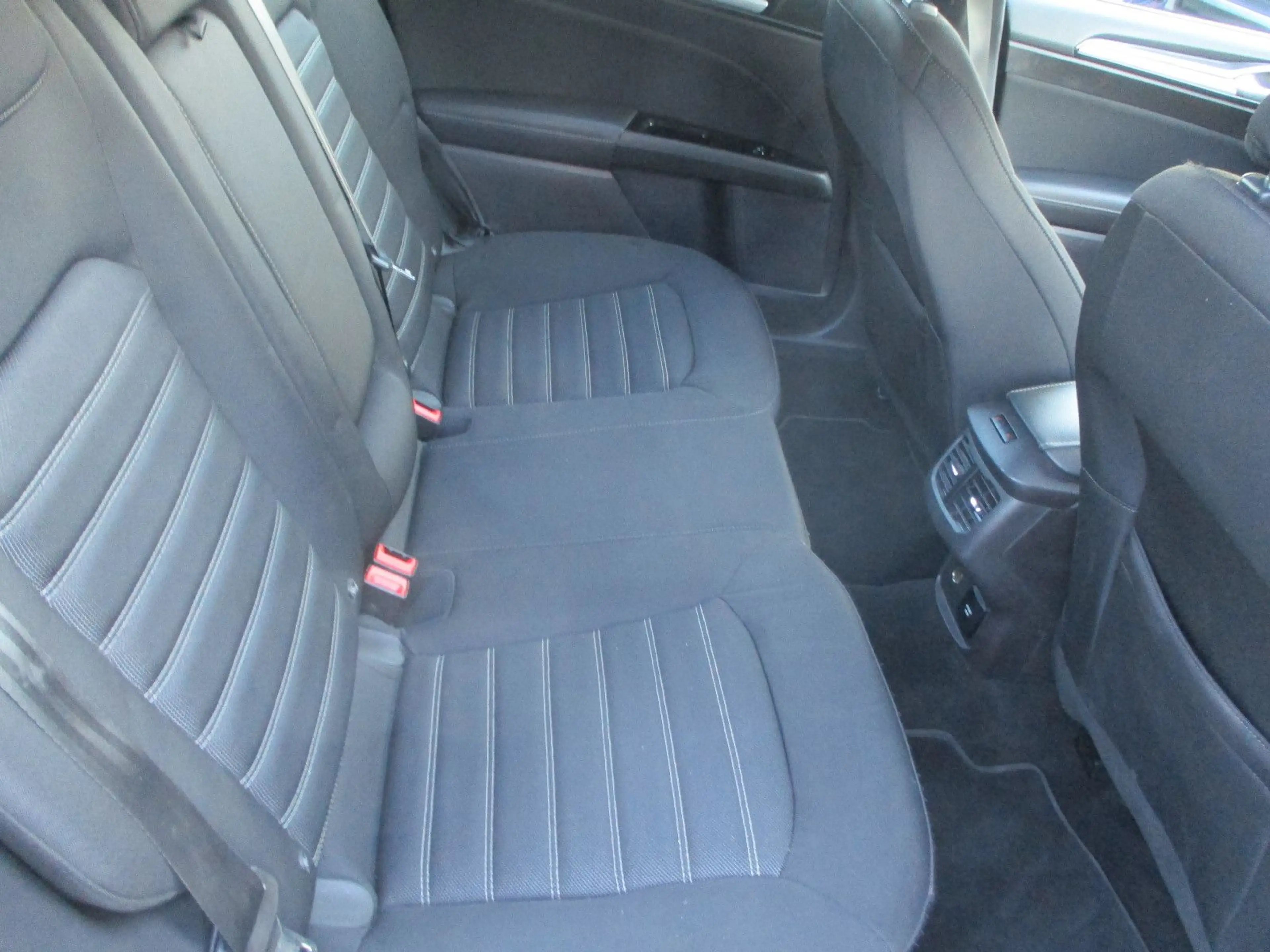 Ford Mondeo 2,0 NAVI KAMERA SPURH PDC LED SITZH TEMPO — photo 10