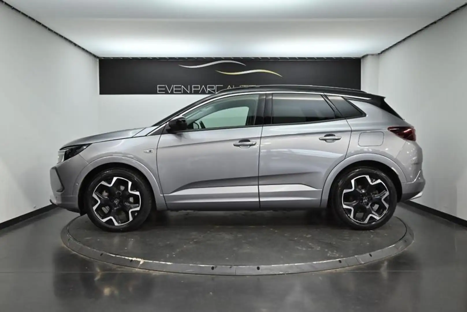 Opel Grandland X Hybrid 225 ch BVA8 Elegance Business - 2