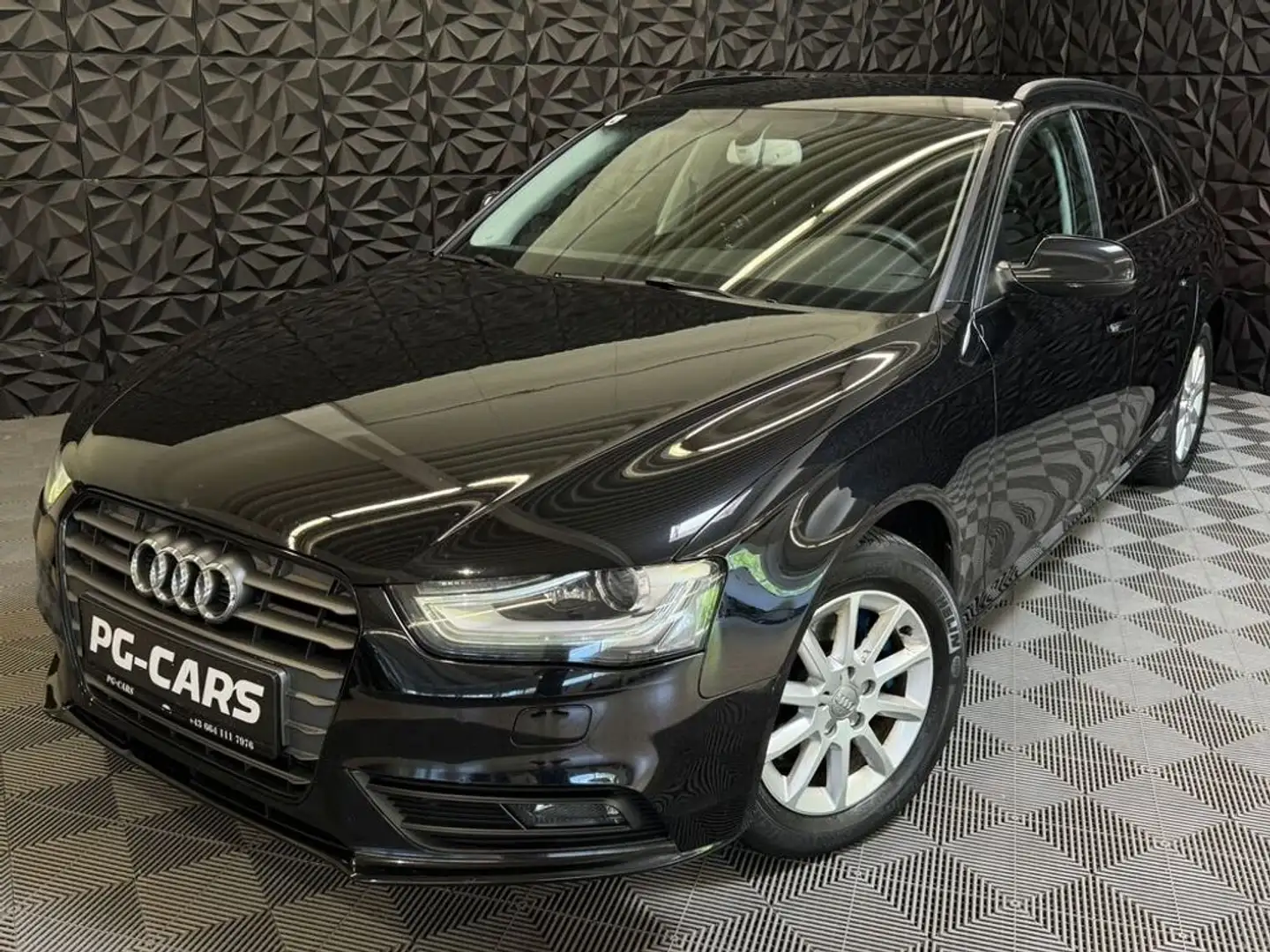Audi A4 2.0 TDI Ambiente Noir - 2